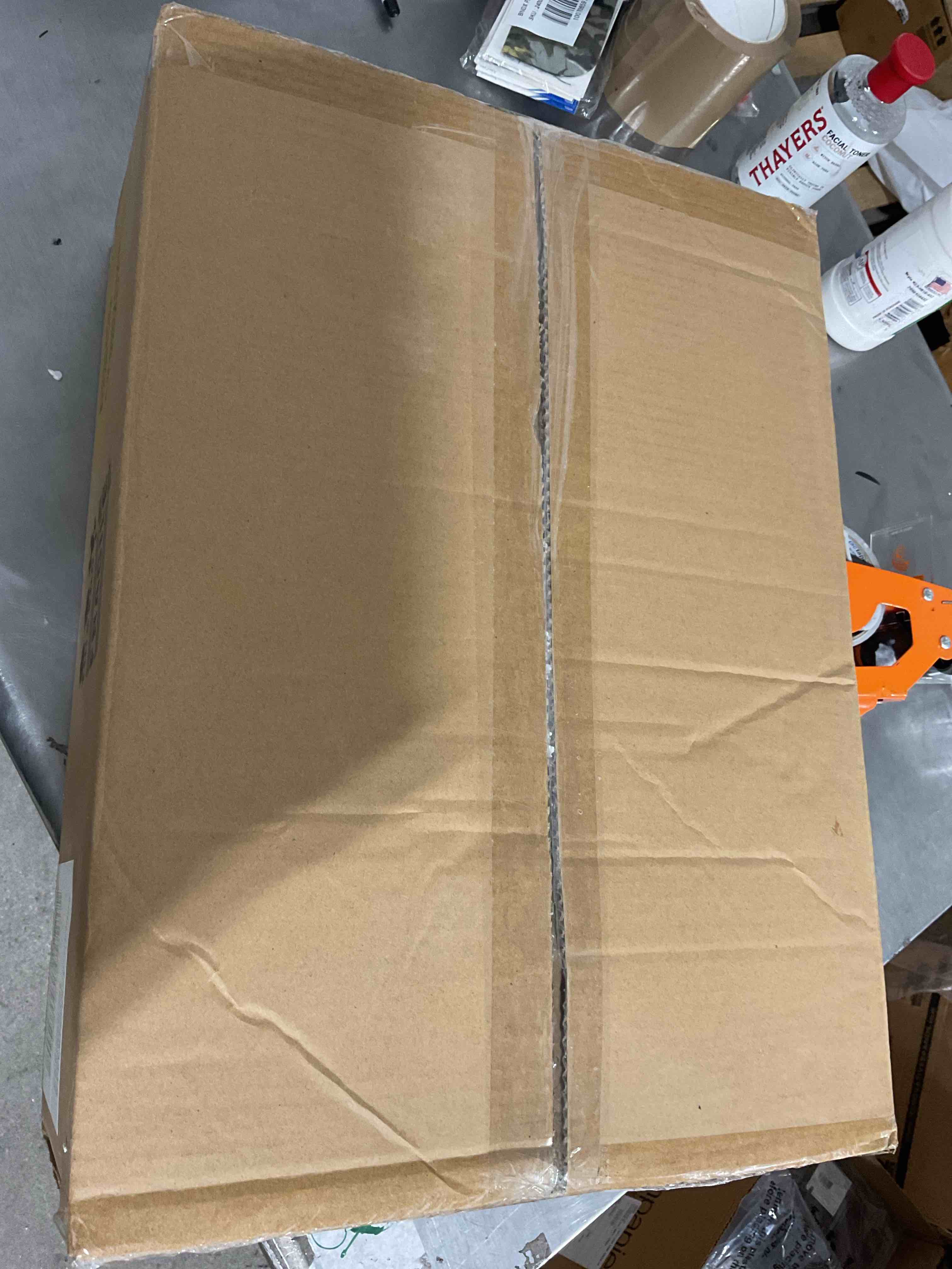 https://s3.amazonaws.com/lotting-images-prod/bidfta/GRA1437657_1750859983384.jpeg