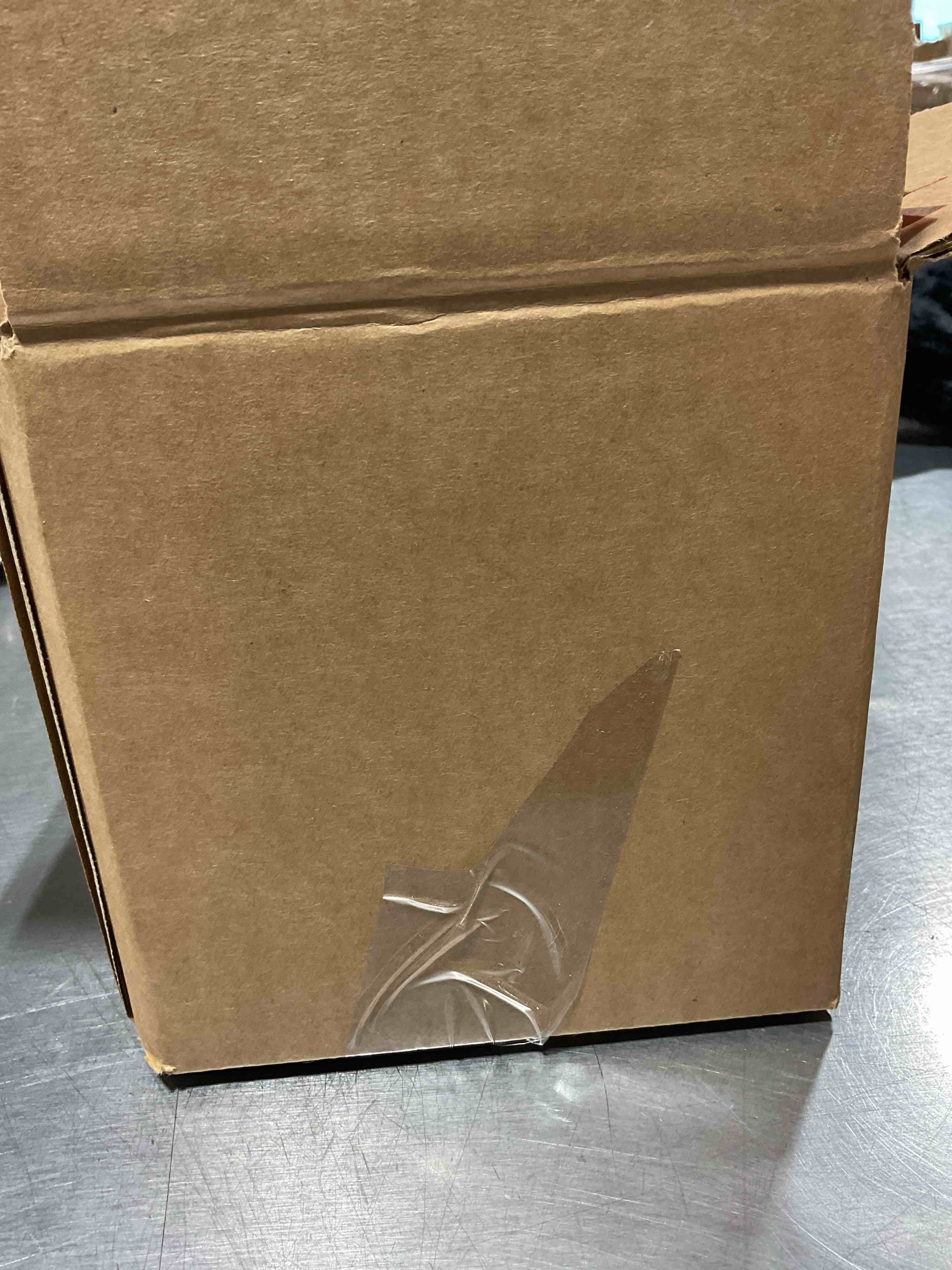 https://s3.amazonaws.com/lotting-images-prod/bidfta/GRA1437710_1750874235996.jpeg