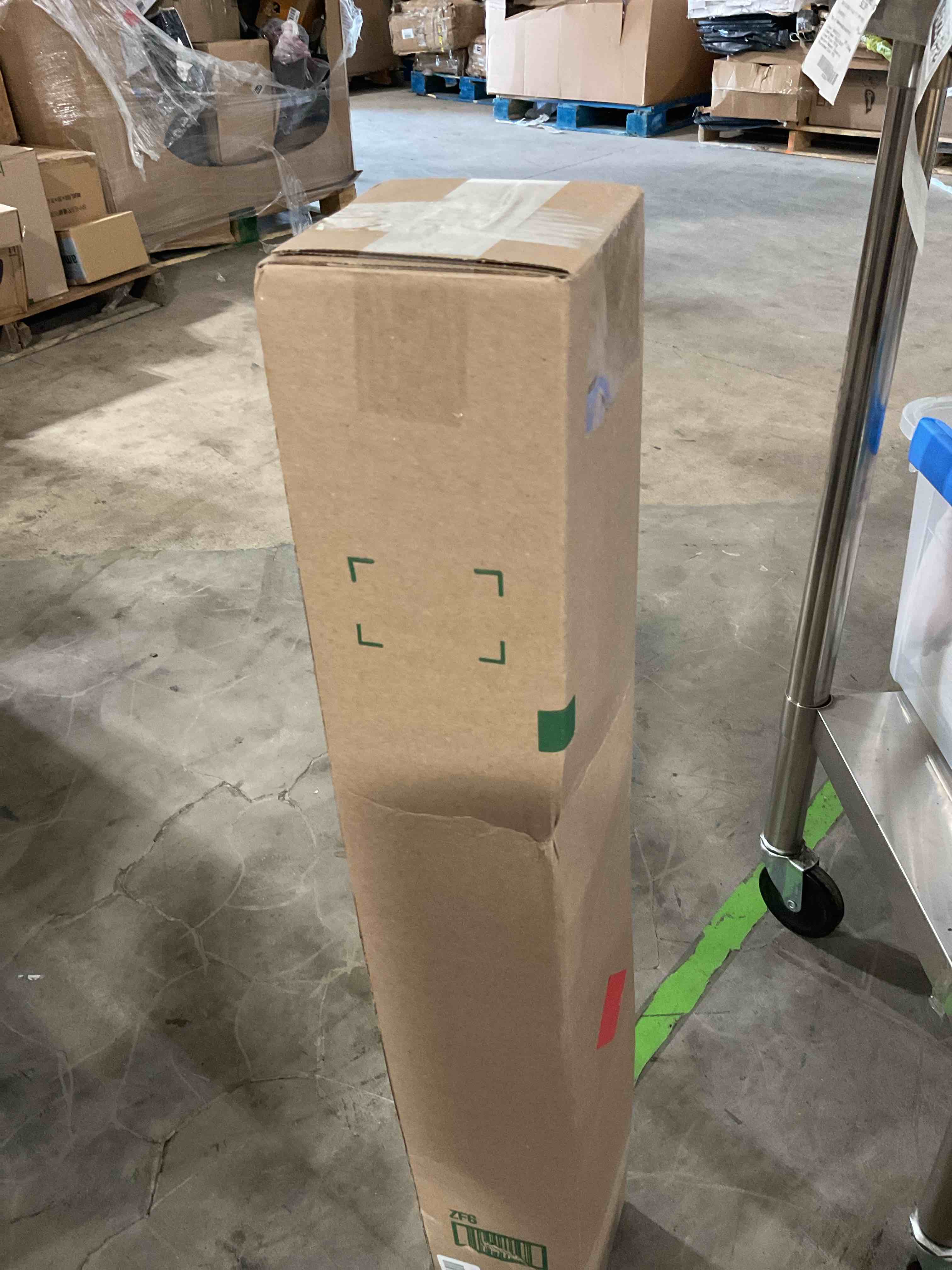 https://s3.amazonaws.com/lotting-images-prod/bidfta/GRA1438023_1753282841857.jpeg