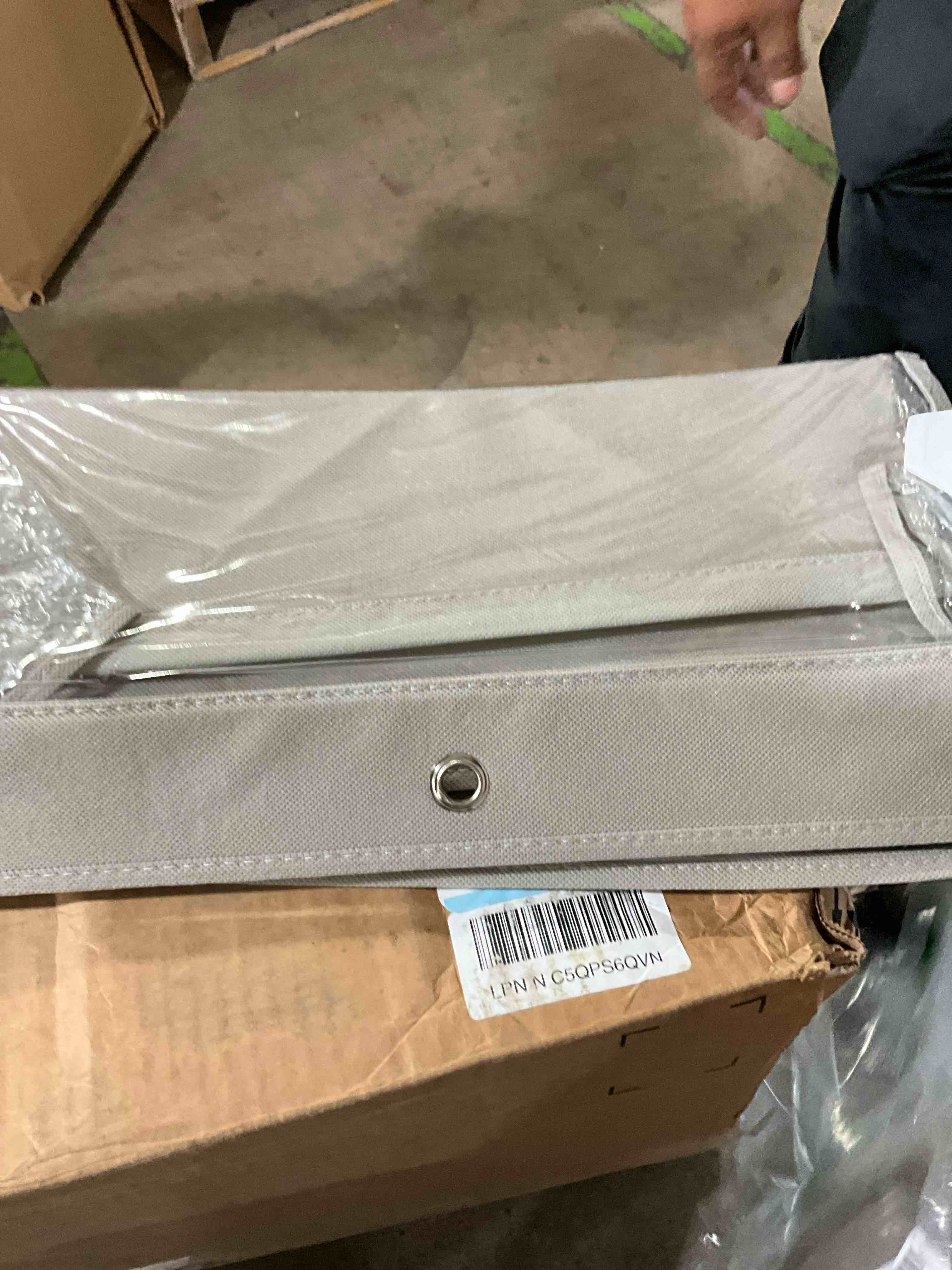 https://s3.amazonaws.com/lotting-images-prod/bidfta/GRA1438189_1753369591560.jpeg