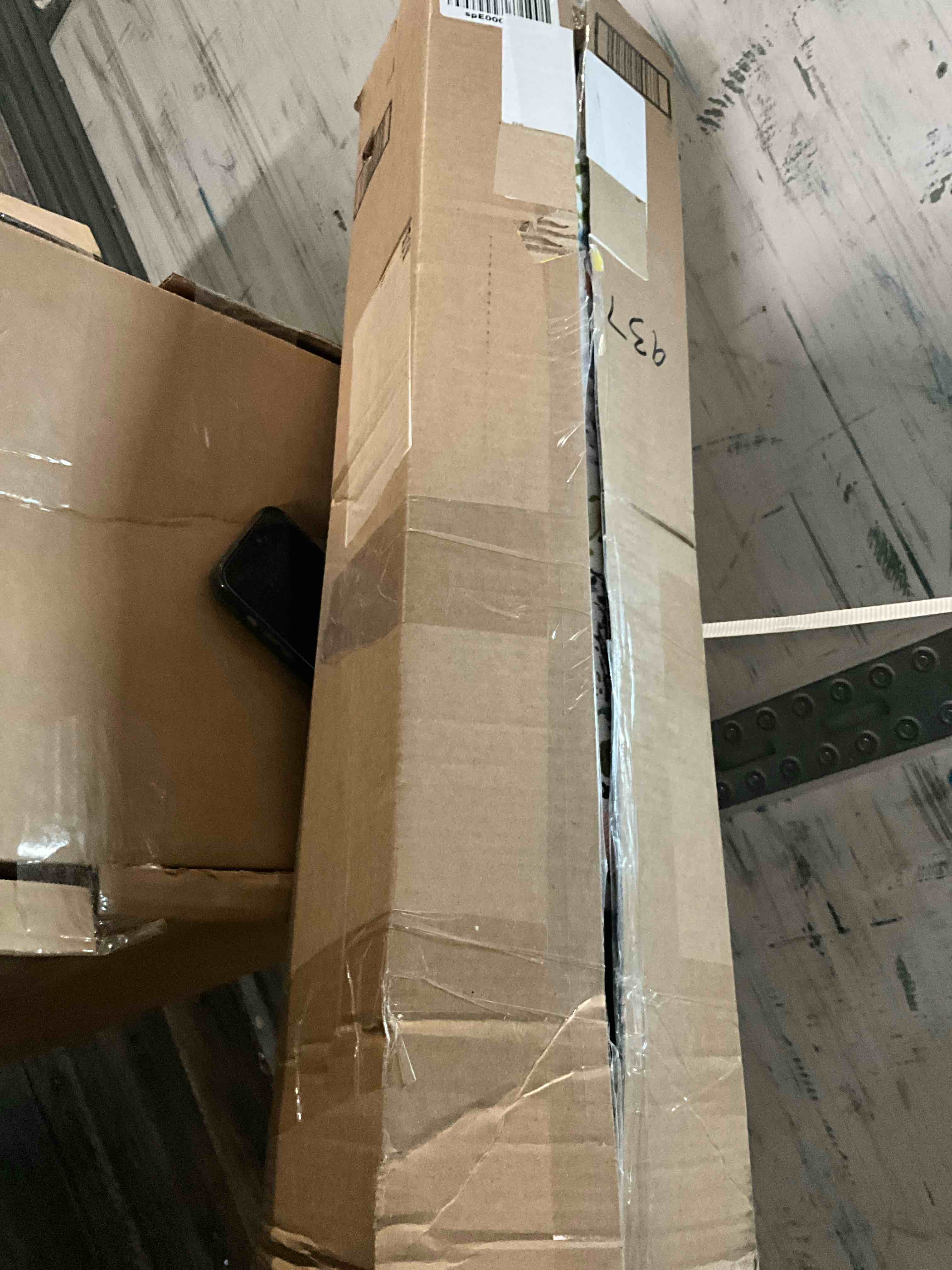 https://s3.amazonaws.com/lotting-images-prod/bidfta/GRA1438325_1757603568719.jpeg