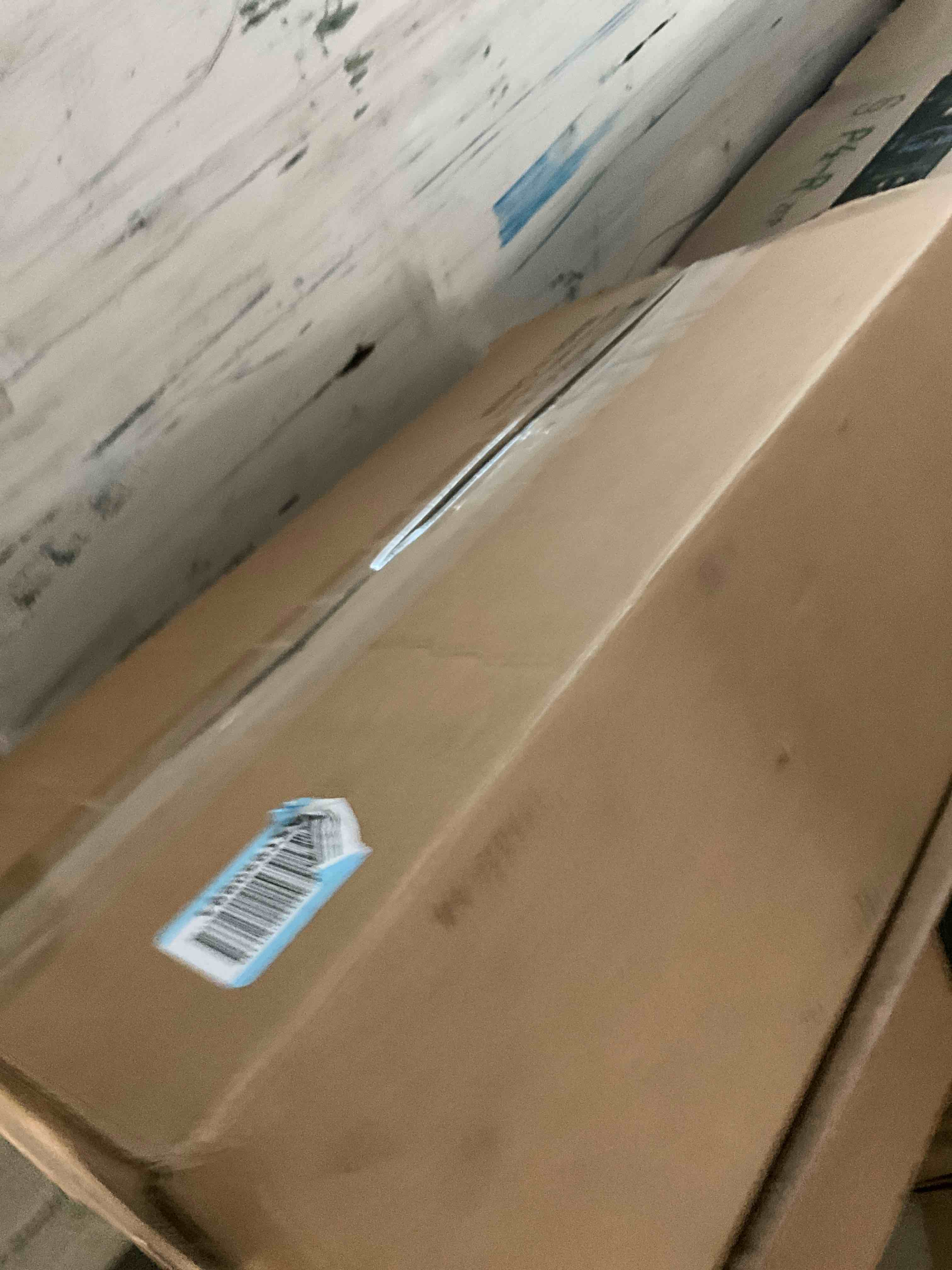 https://s3.amazonaws.com/lotting-images-prod/bidfta/GRA1438354_1757601267839.jpeg