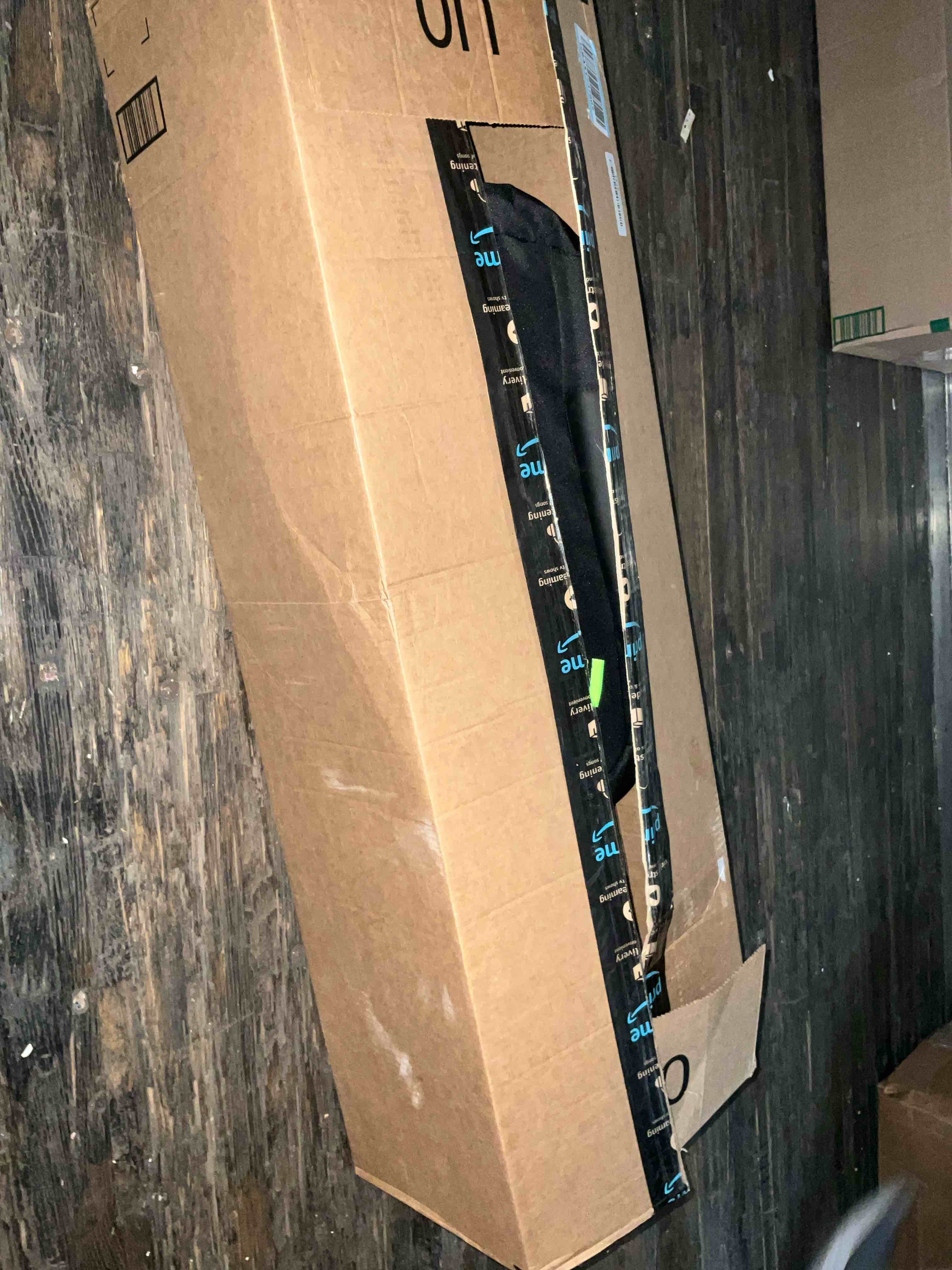 https://s3.amazonaws.com/lotting-images-prod/bidfta/GRA1438363_1757600541161.jpeg