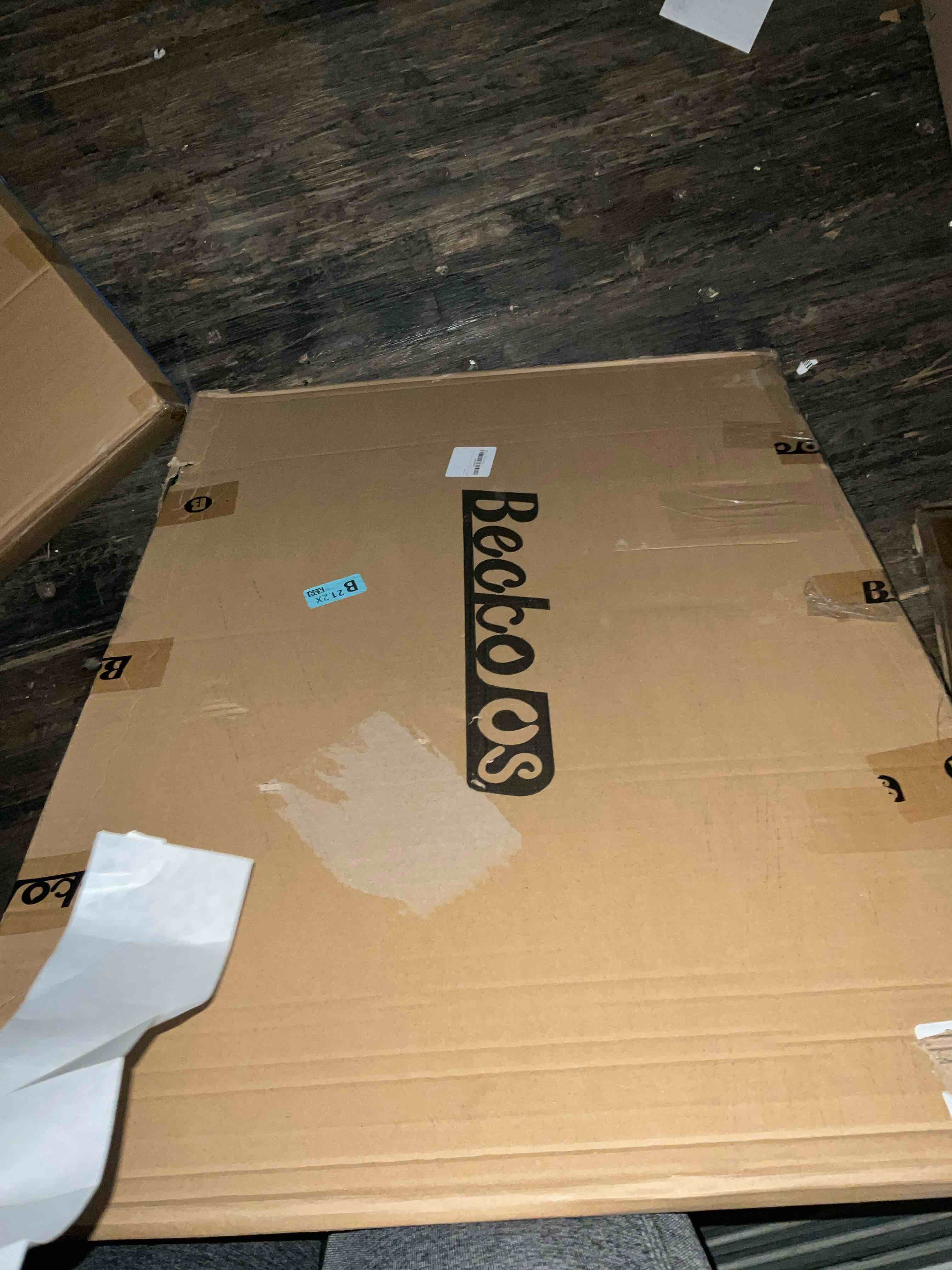 https://s3.amazonaws.com/lotting-images-prod/bidfta/GRA1438368_1757599975352.jpeg