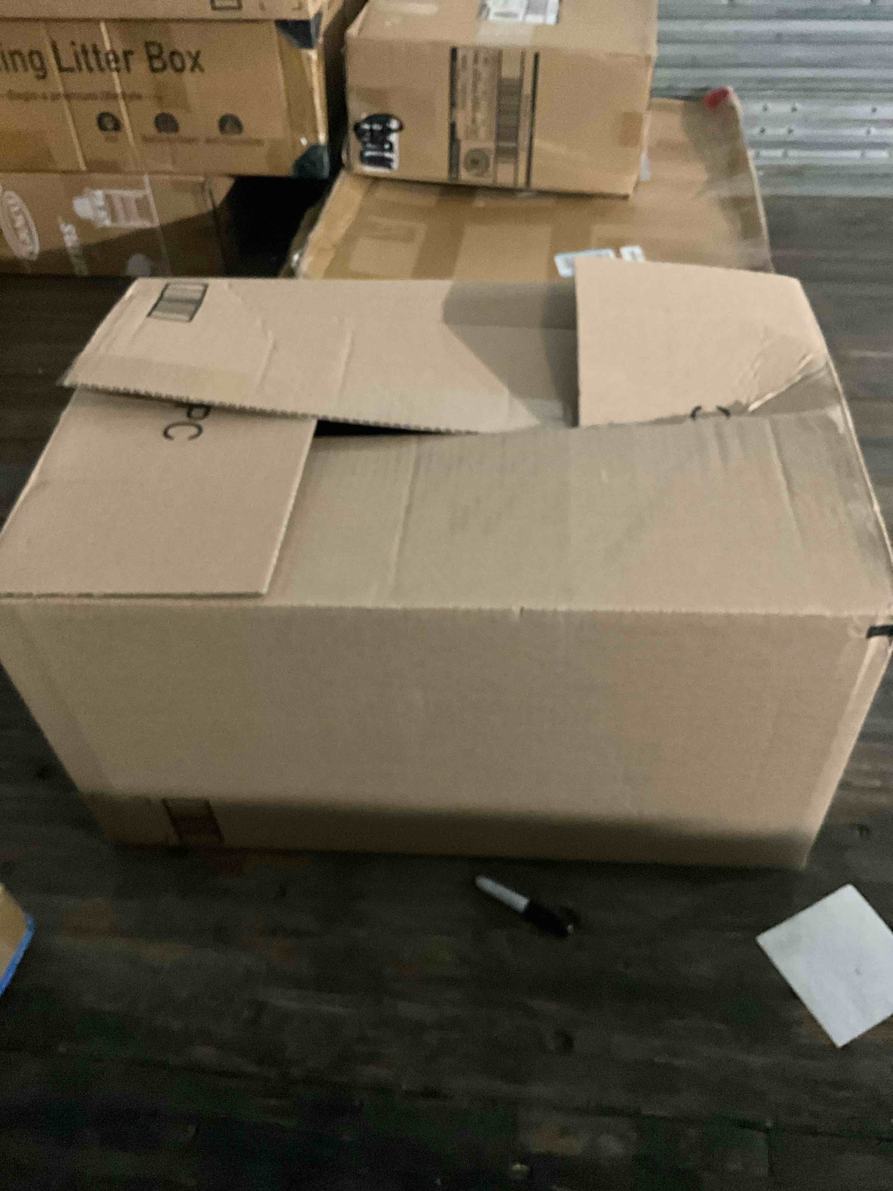 https://s3.amazonaws.com/lotting-images-prod/bidfta/GRA1438375_1757599386404.jpeg