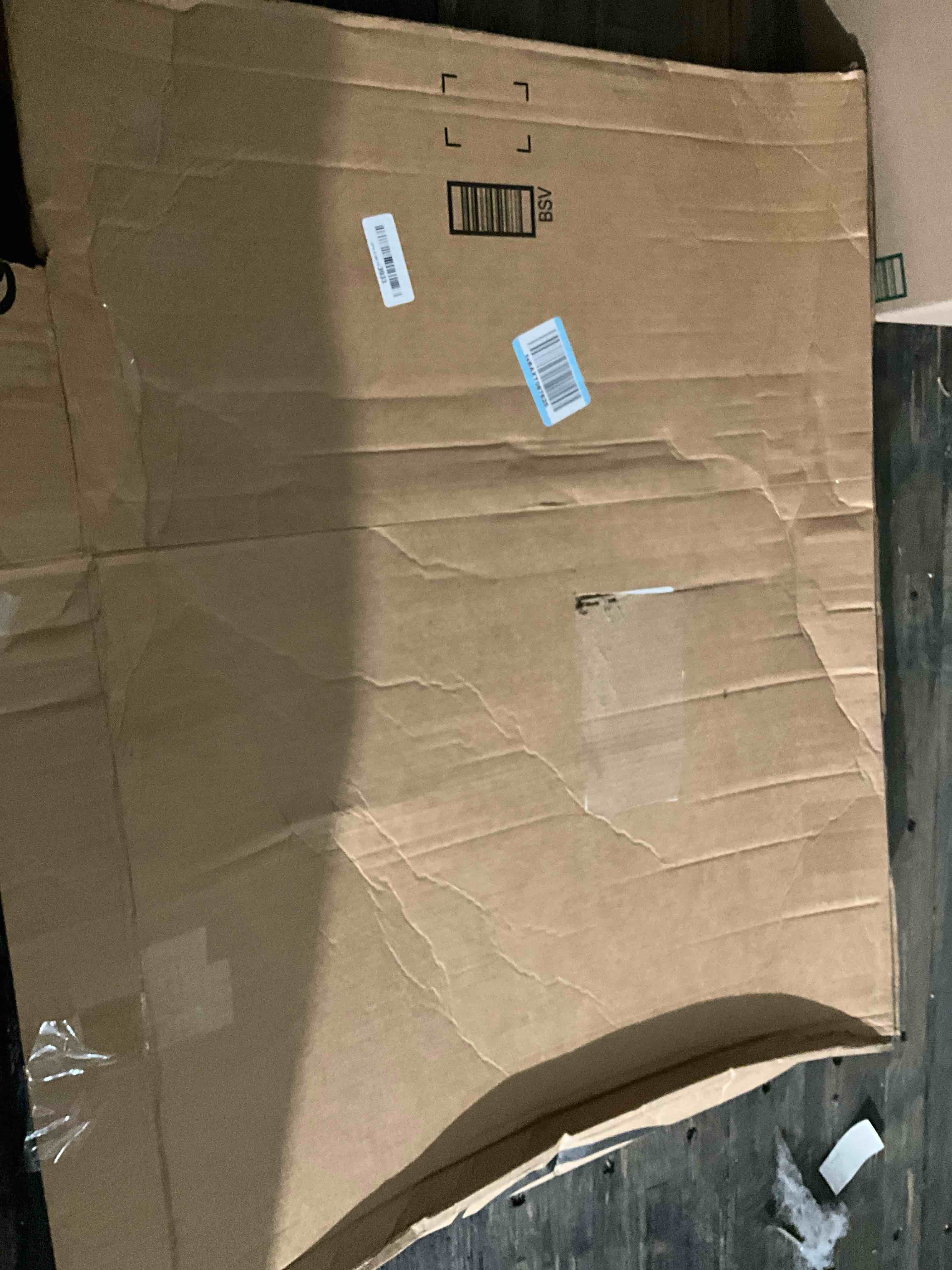 https://s3.amazonaws.com/lotting-images-prod/bidfta/GRA1438377_1757599261972.jpeg