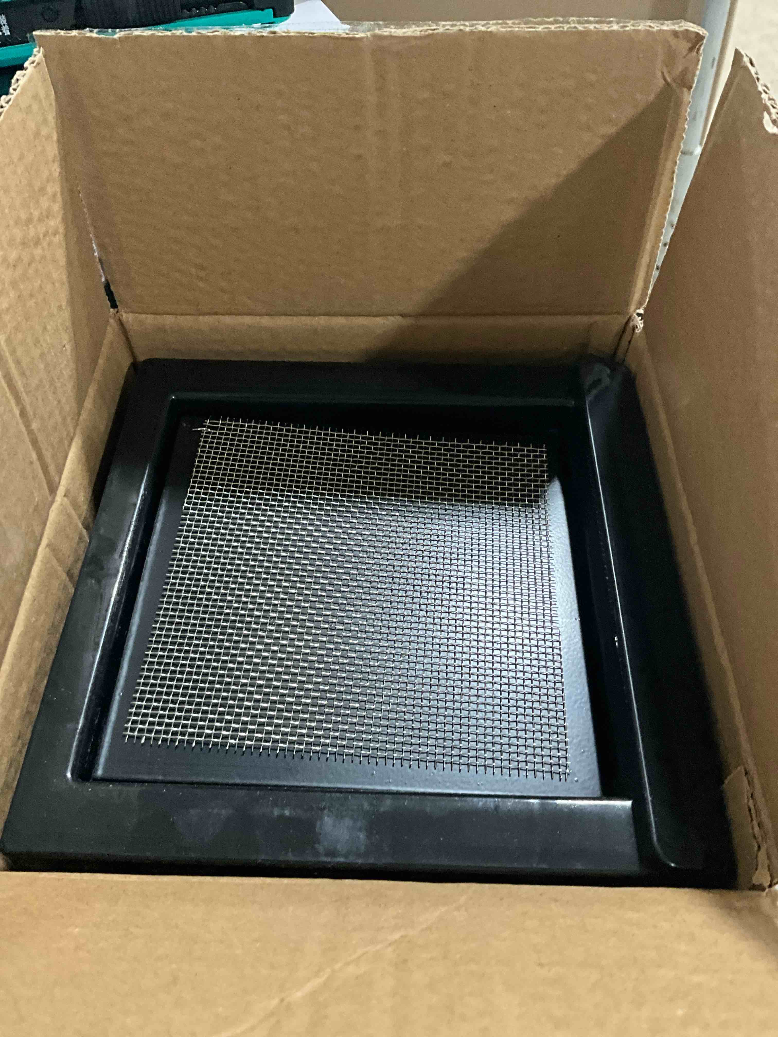 https://s3.amazonaws.com/lotting-images-prod/bidfta/GRA1438441_1757619263052.jpeg