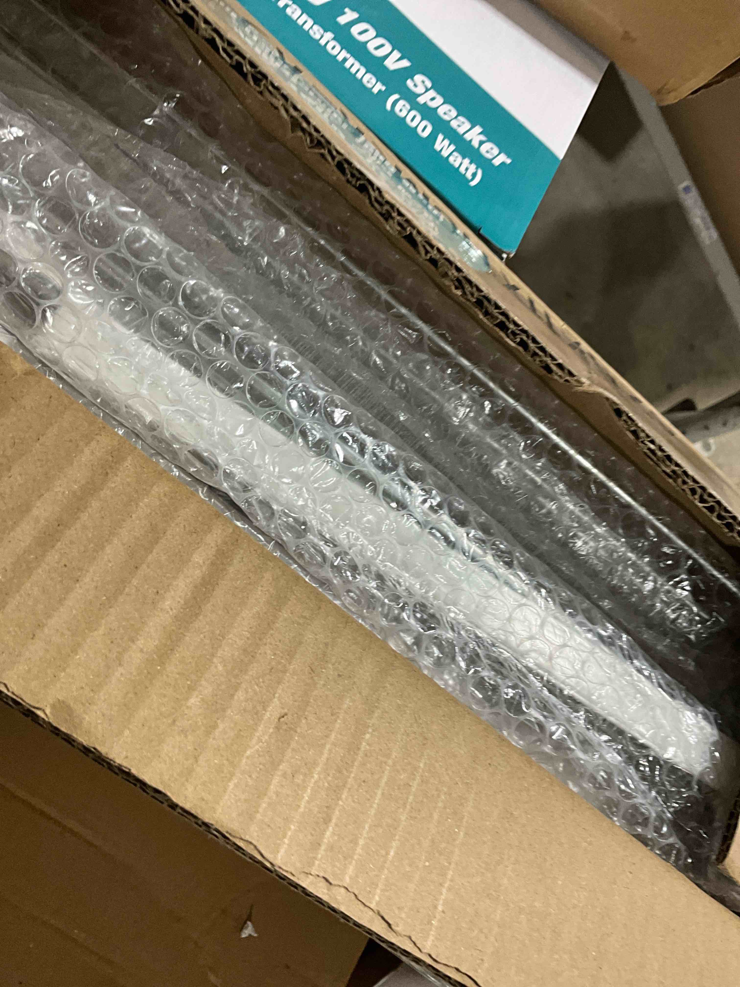 https://s3.amazonaws.com/lotting-images-prod/bidfta/GRA1438442_1757619442107.jpeg