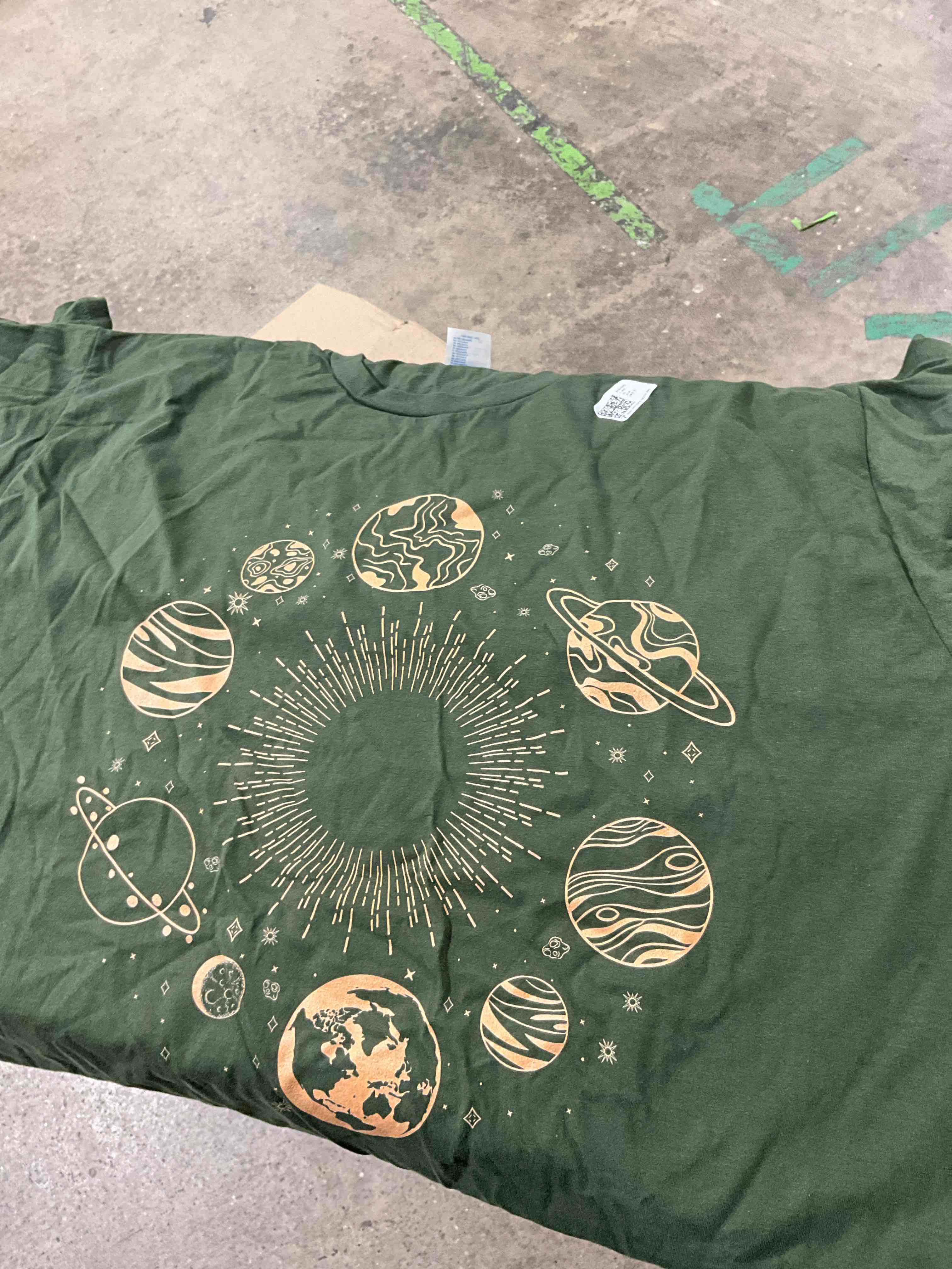 earth and sun green shirt  size xl 