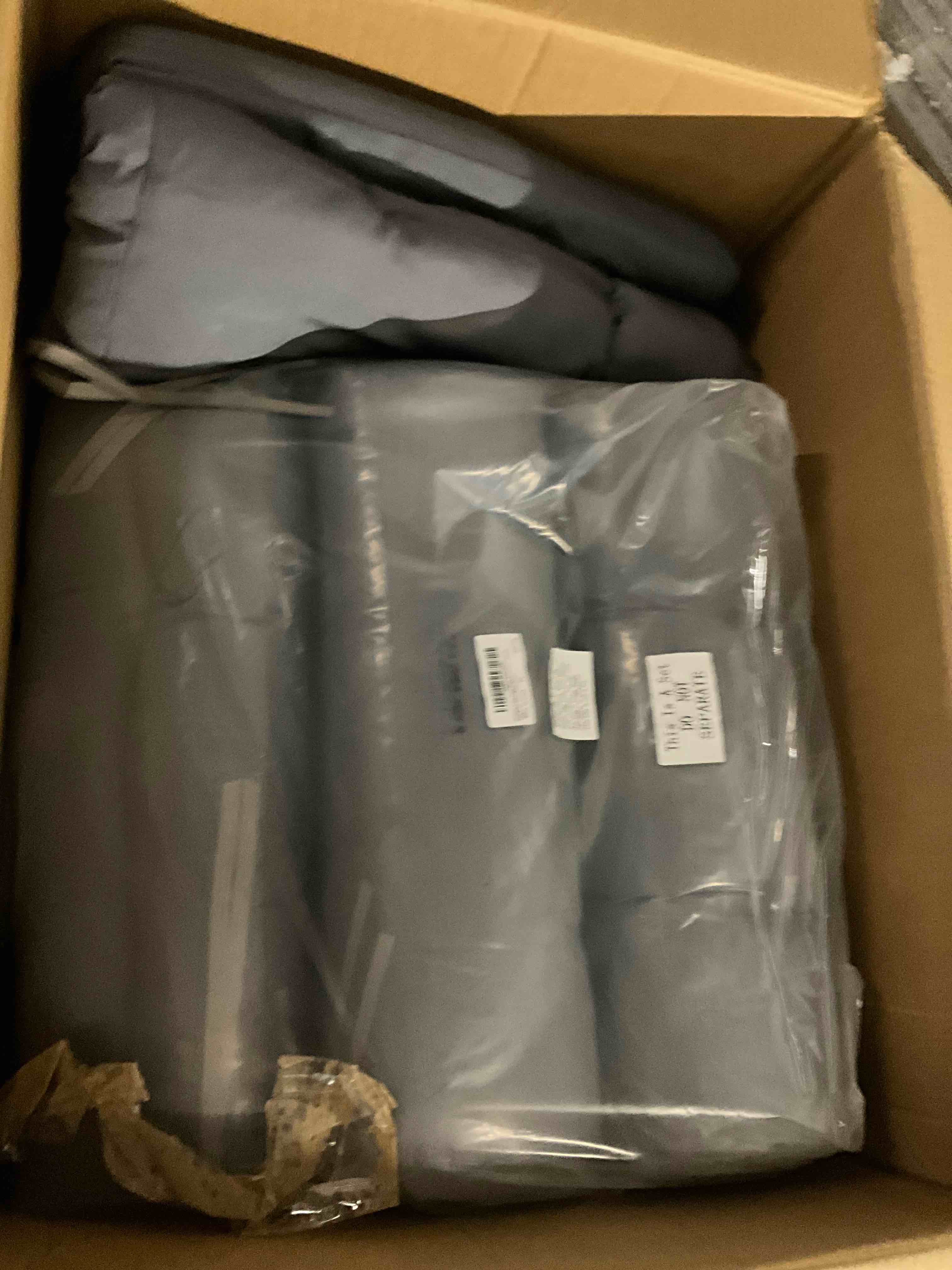 https://s3.amazonaws.com/lotting-images-prod/bidfta/GRA1438577_1757686534356.jpeg