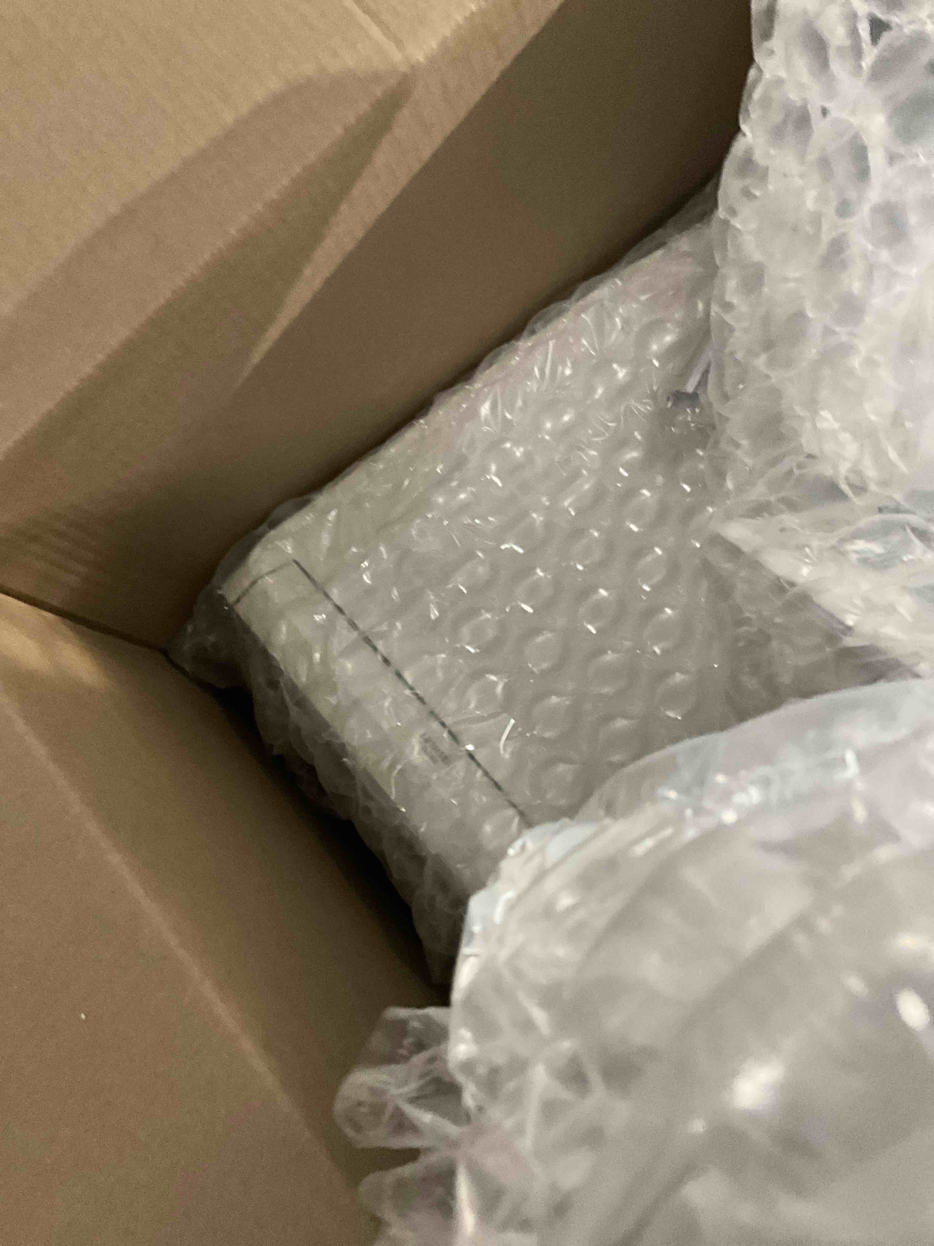 https://s3.amazonaws.com/lotting-images-prod/bidfta/GRA1438578_1757686453710.jpeg
