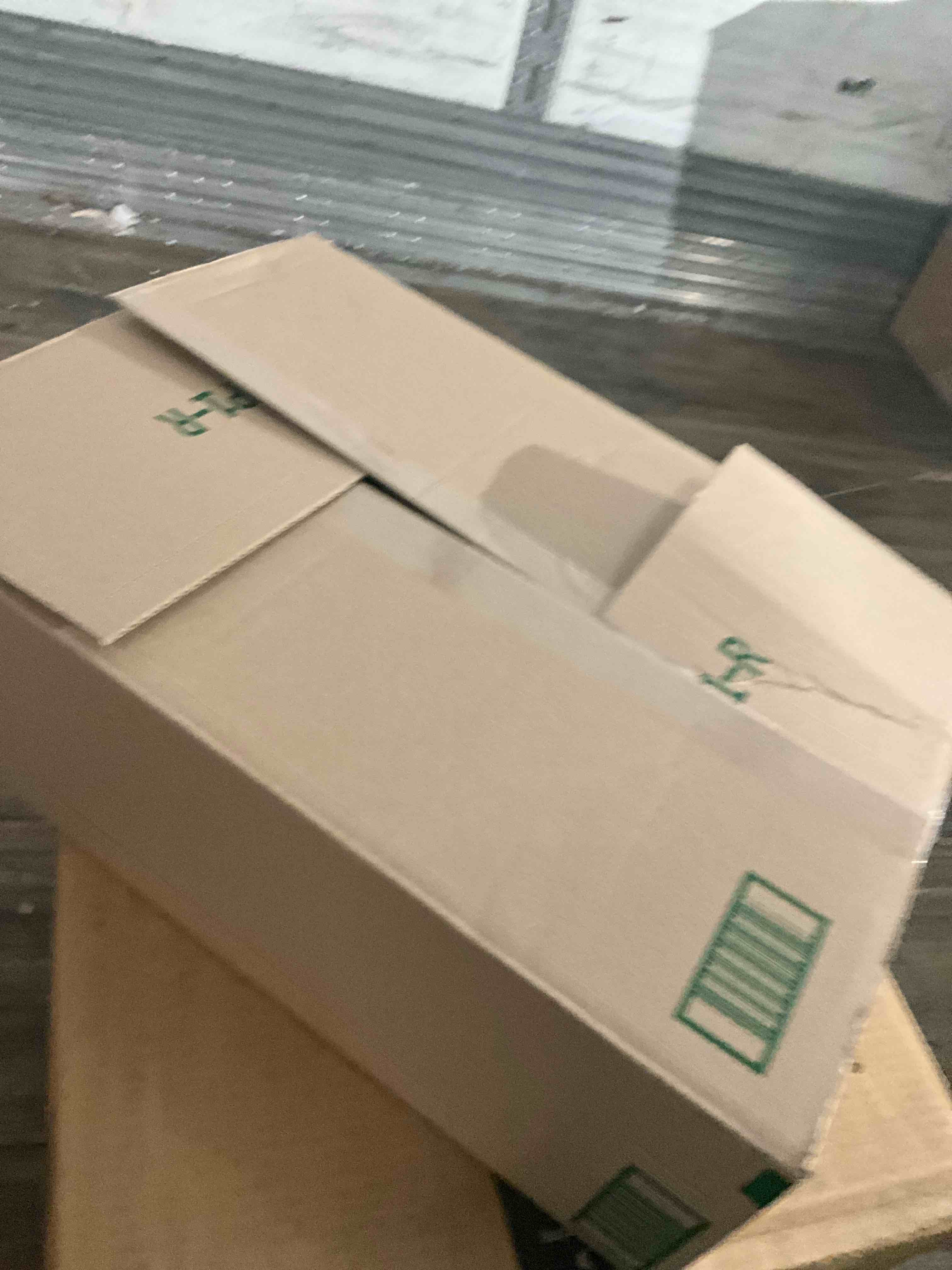 https://s3.amazonaws.com/lotting-images-prod/bidfta/GRA1438585_1757685990031.jpeg