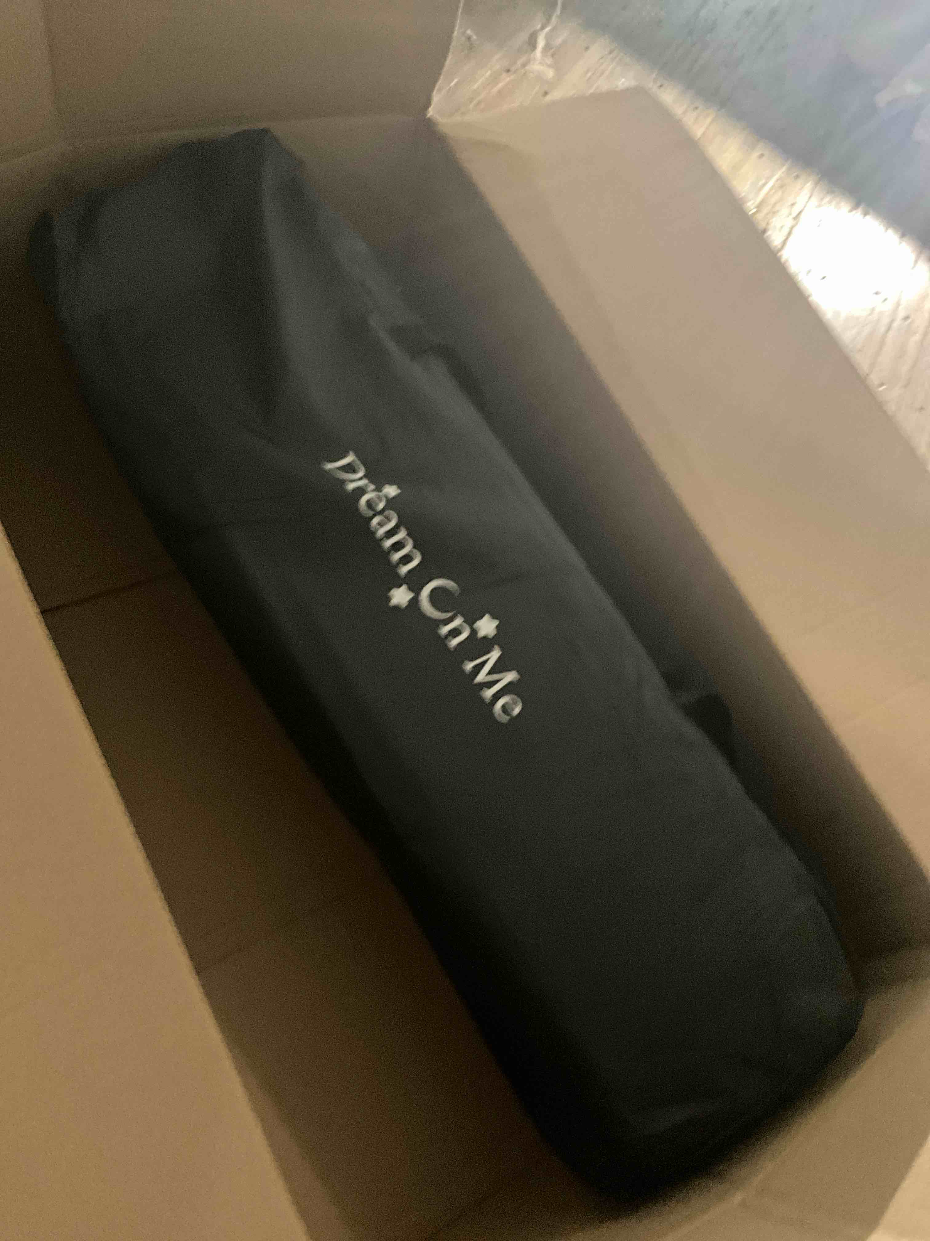 https://s3.amazonaws.com/lotting-images-prod/bidfta/GRA1438587_1757685595624.jpeg