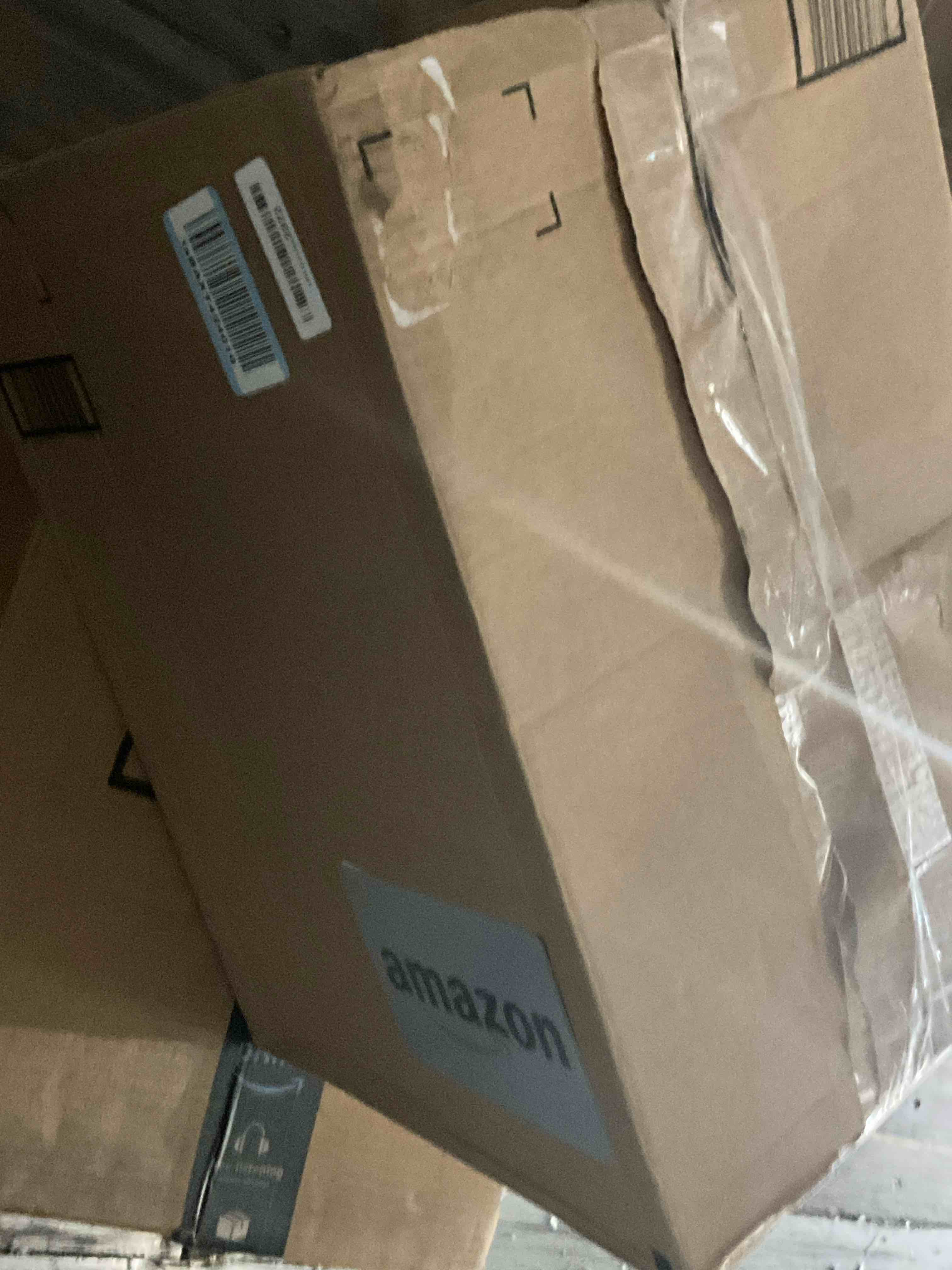 https://s3.amazonaws.com/lotting-images-prod/bidfta/GRA1438590_1757685230278.jpeg