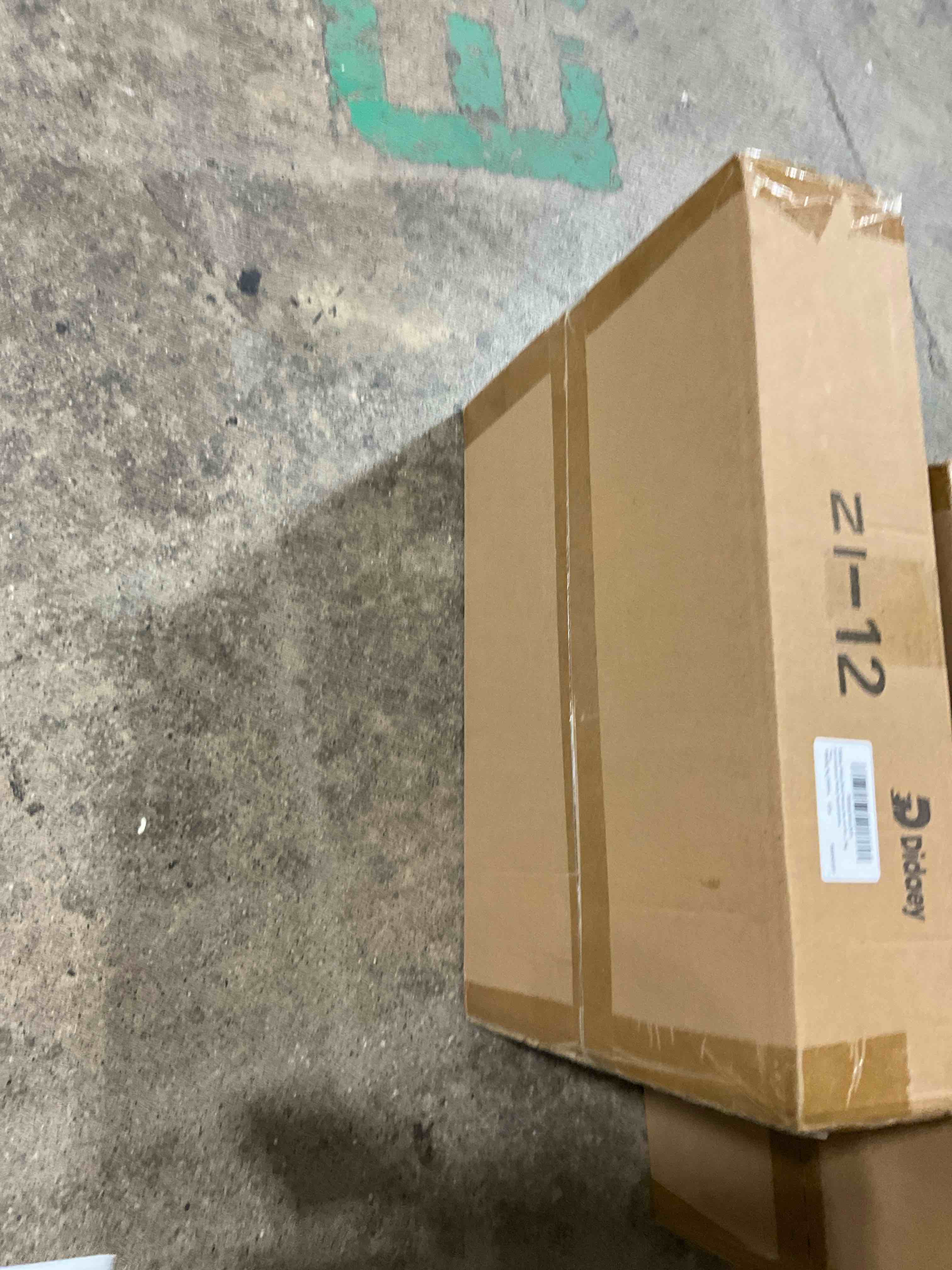 https://s3.amazonaws.com/lotting-images-prod/bidfta/GRA1438708_1757950025628.jpeg