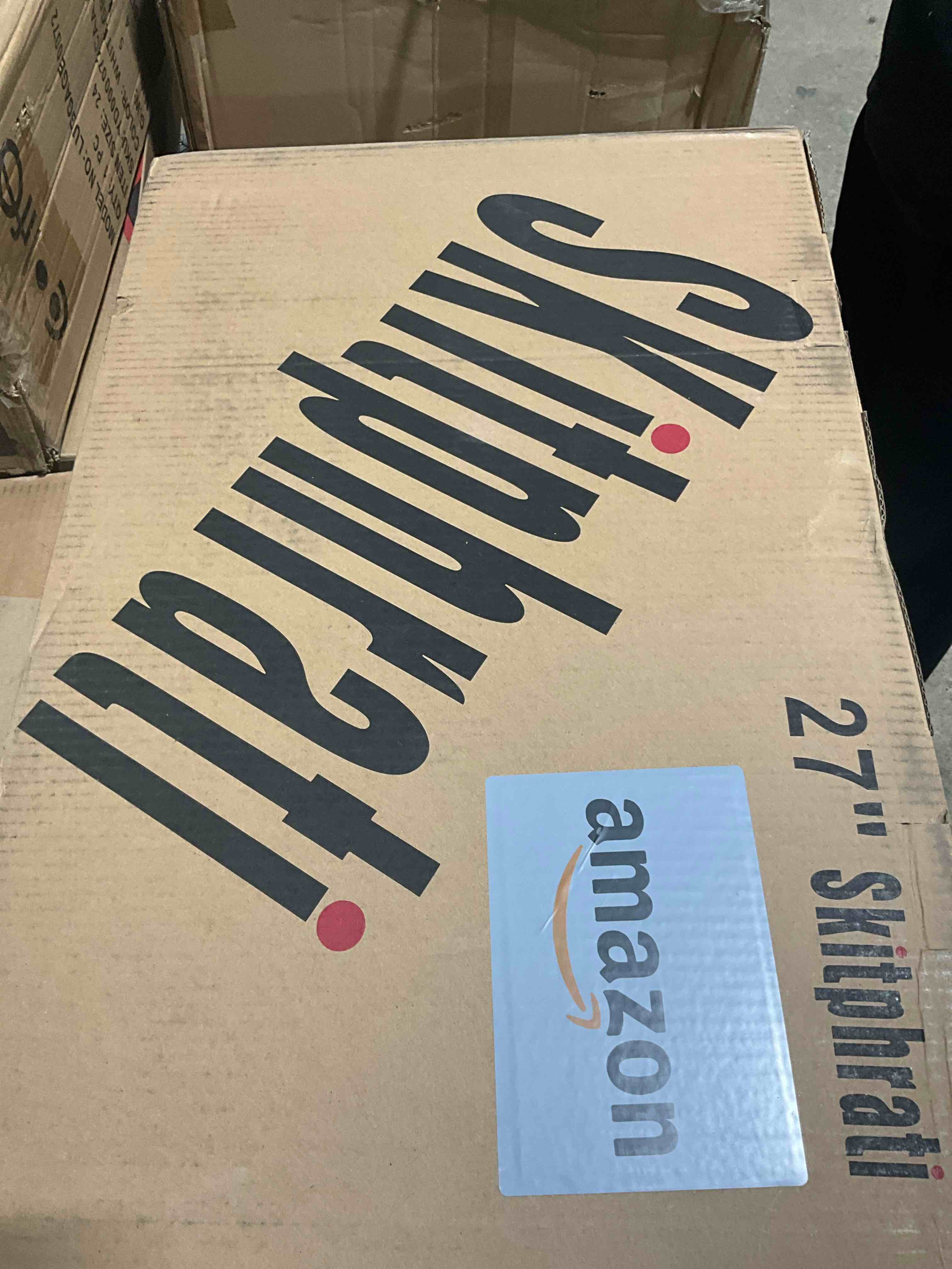https://s3.amazonaws.com/lotting-images-prod/bidfta/GRA1438916_1758312410029.jpeg