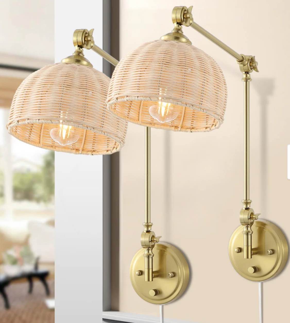 Ajustable Swing Arm Wall Sconce With Rattan