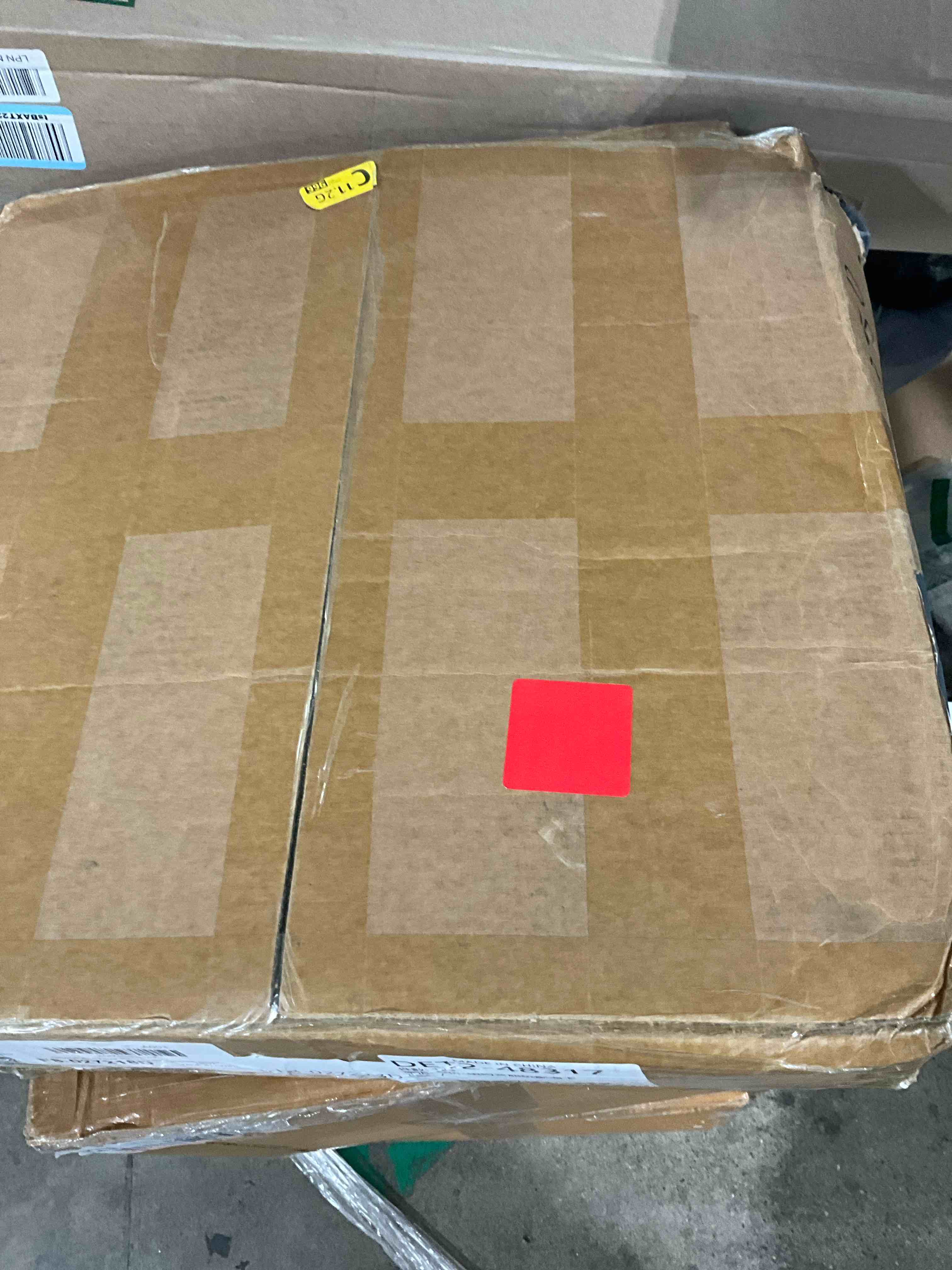 https://s3.amazonaws.com/lotting-images-prod/bidfta/GRA1443683_1753108779991.jpeg