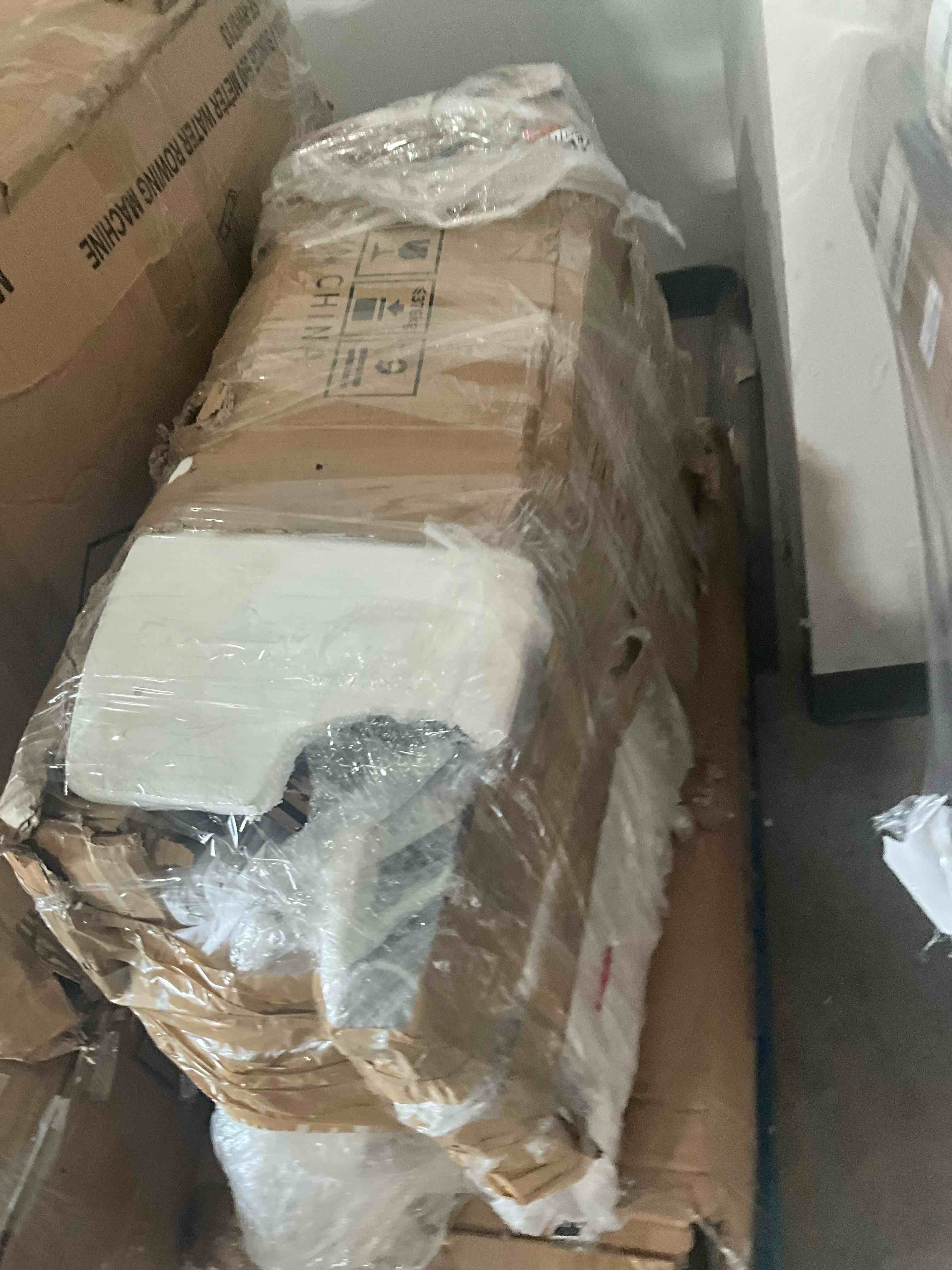 https://s3.amazonaws.com/lotting-images-prod/bidfta/GRA1443684_1752858437011.jpeg