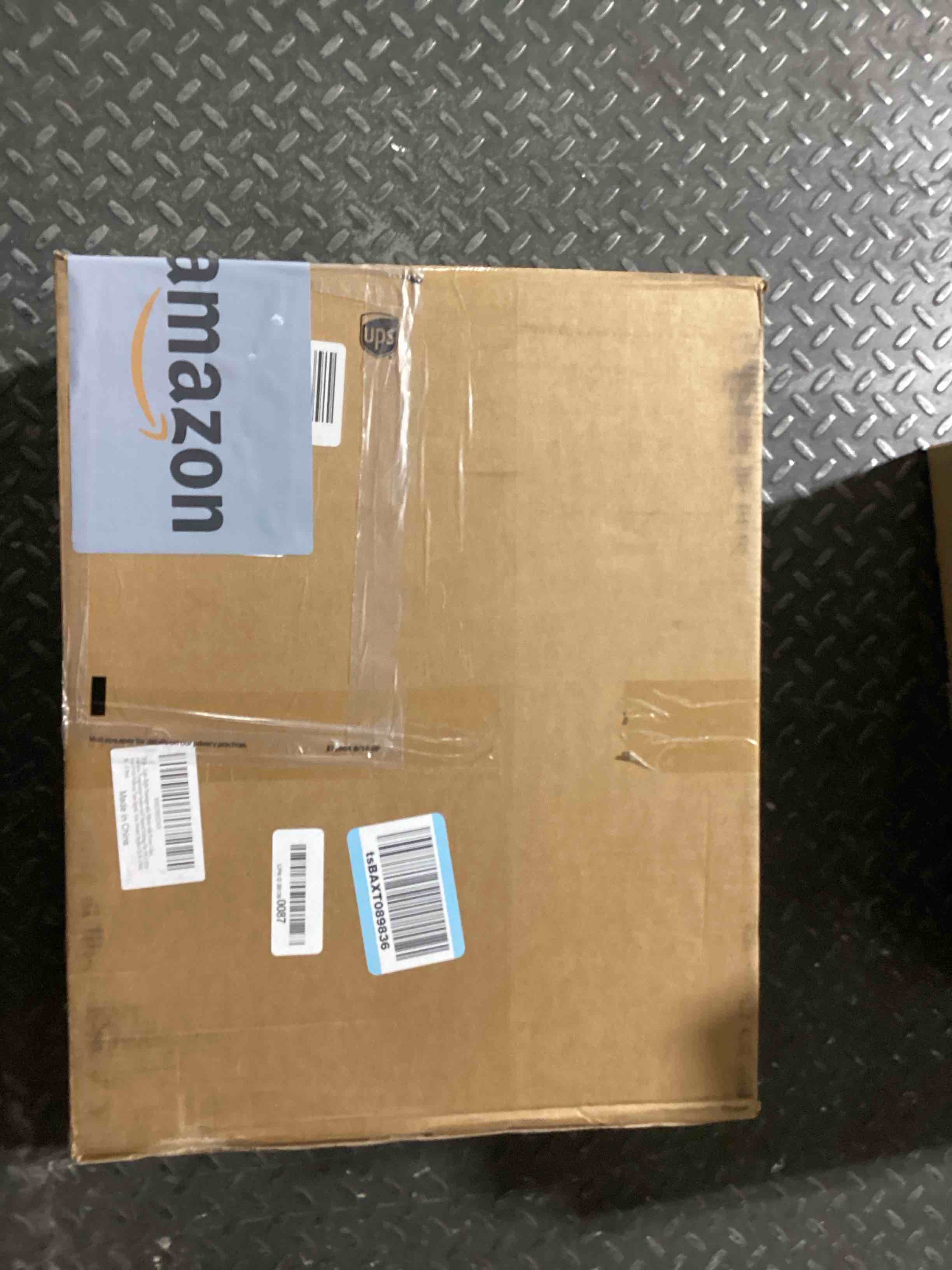https://s3.amazonaws.com/lotting-images-prod/bidfta/GRA1444089_1757107653944.jpeg