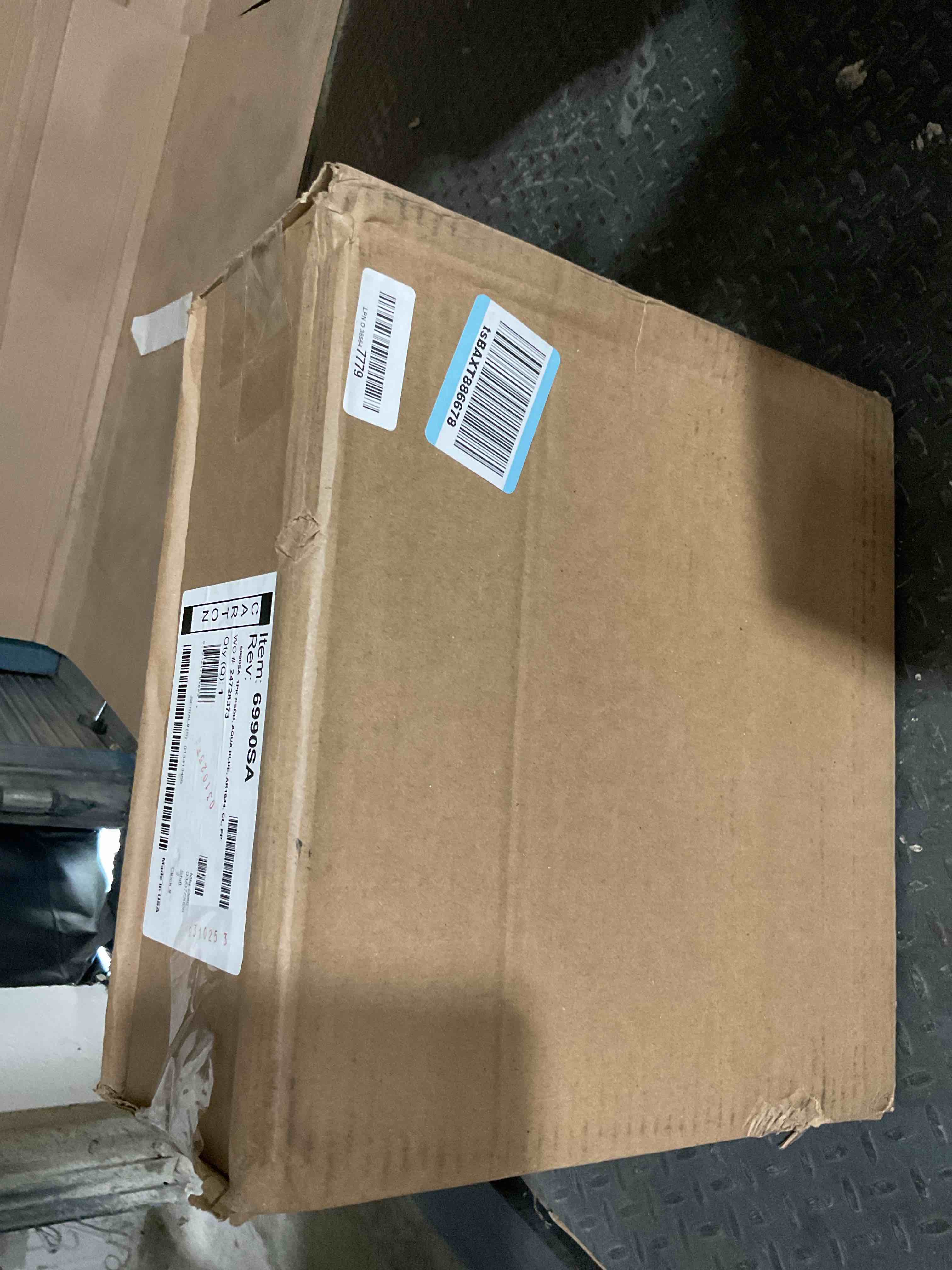 https://s3.amazonaws.com/lotting-images-prod/bidfta/GRA1444106_1757340738383.jpeg
