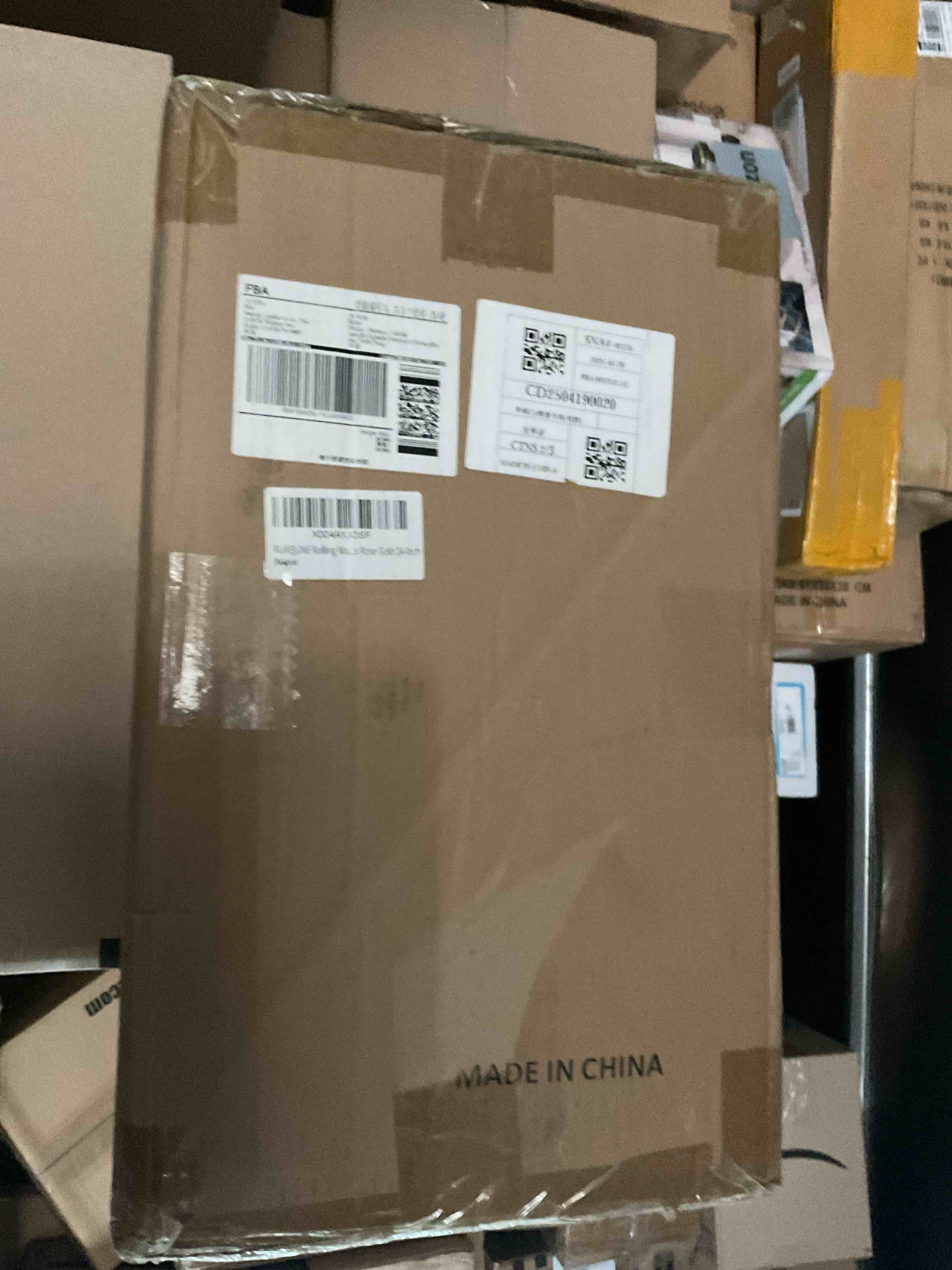 https://s3.amazonaws.com/lotting-images-prod/bidfta/GRA1444313_1757447393733.jpeg