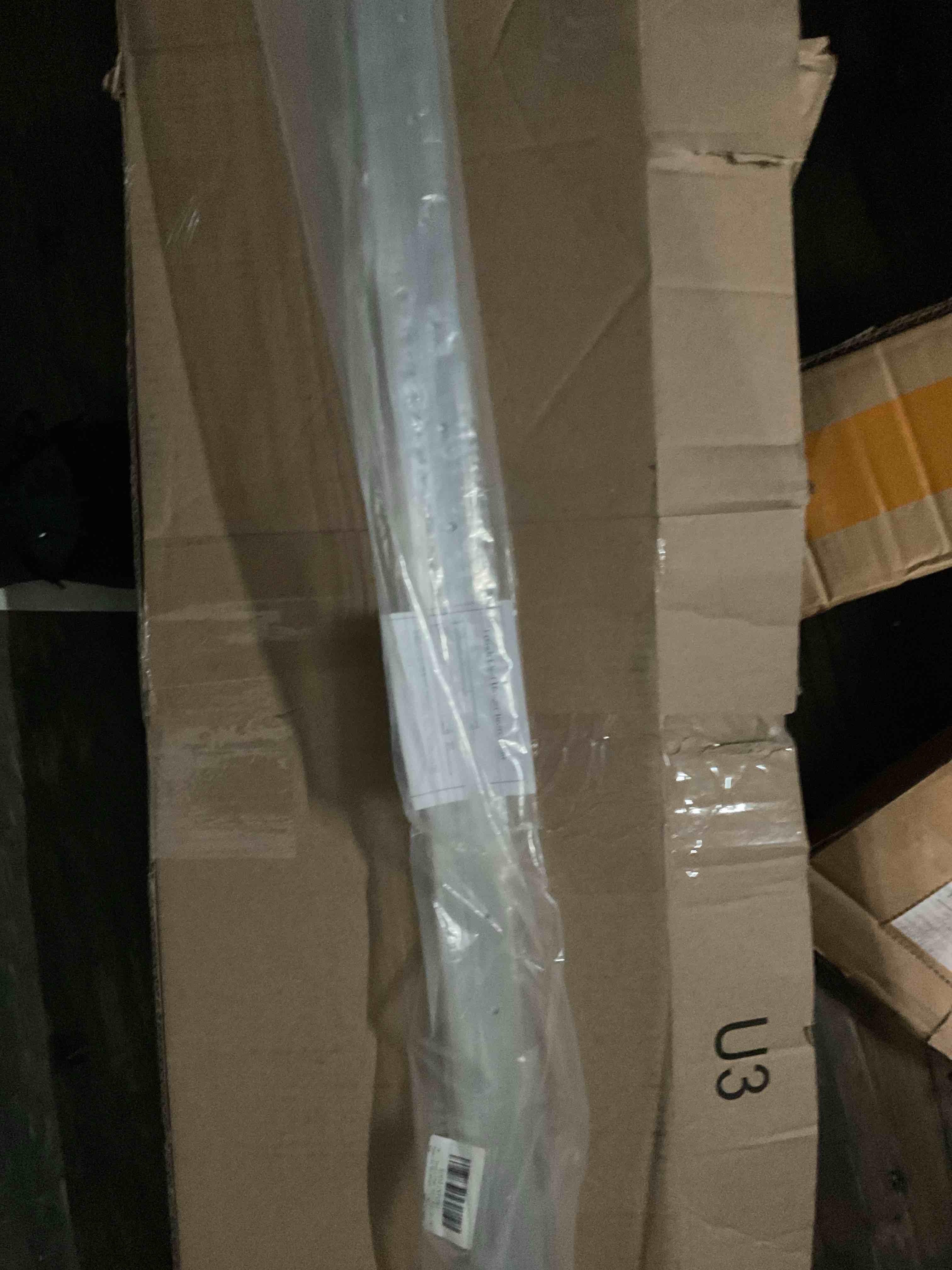 https://s3.amazonaws.com/lotting-images-prod/bidfta/GRA1444373_1757515553341.jpeg