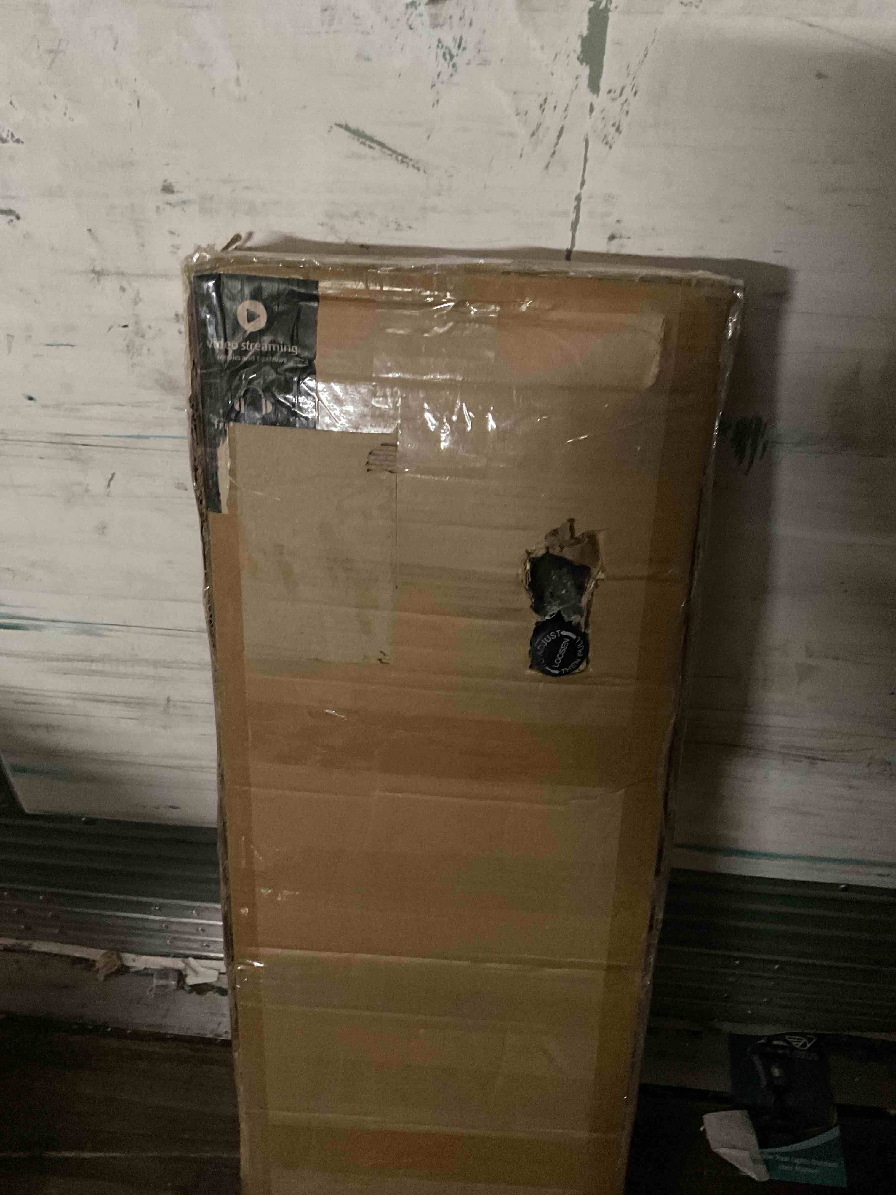 https://s3.amazonaws.com/lotting-images-prod/bidfta/GRA1444377_1757516022454.jpeg