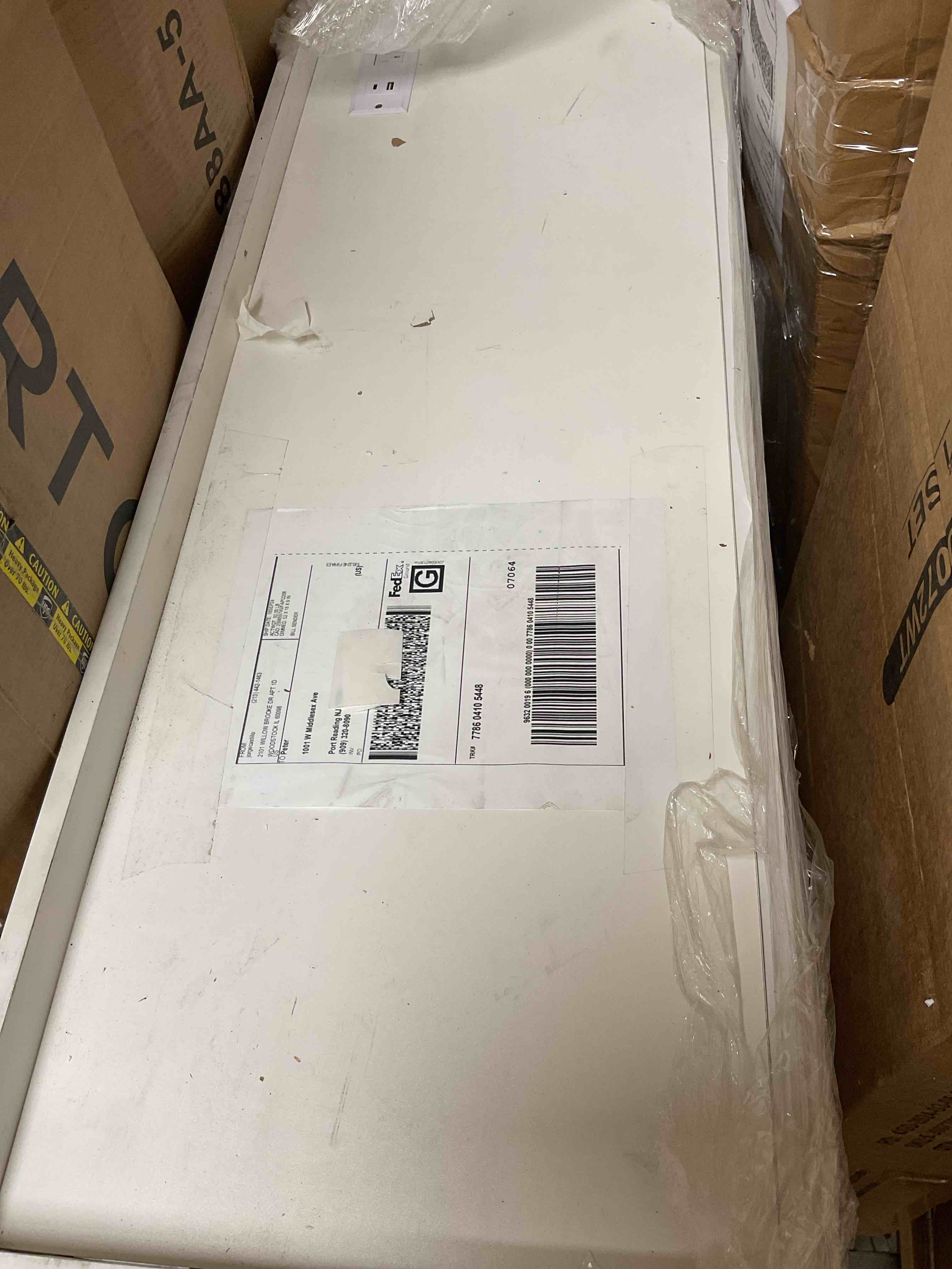 https://s3.amazonaws.com/lotting-images-prod/bidfta/GRA1445108_1758046366483.jpeg