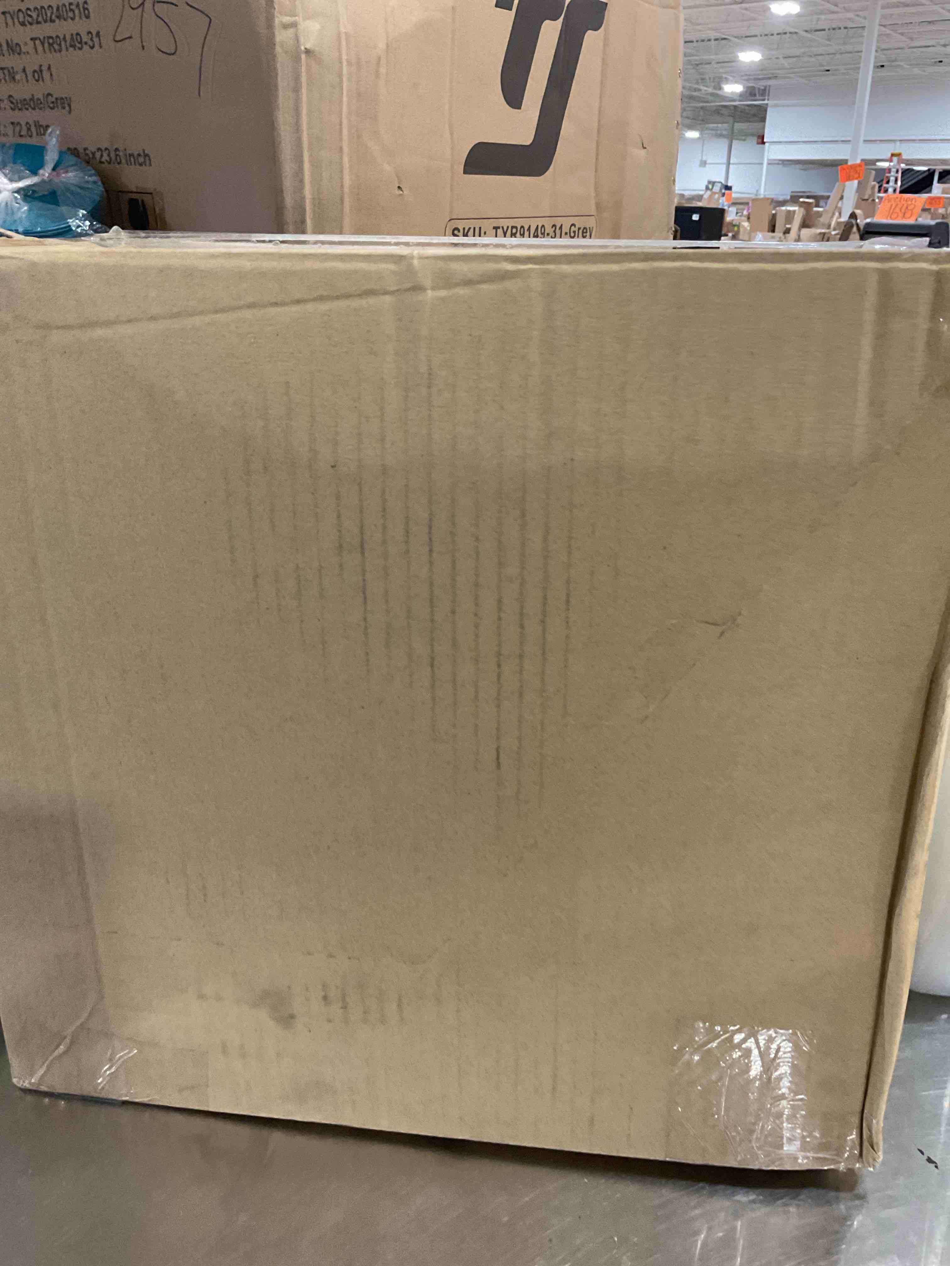 https://s3.amazonaws.com/lotting-images-prod/bidfta/GRA1445386_1758230896408.jpeg