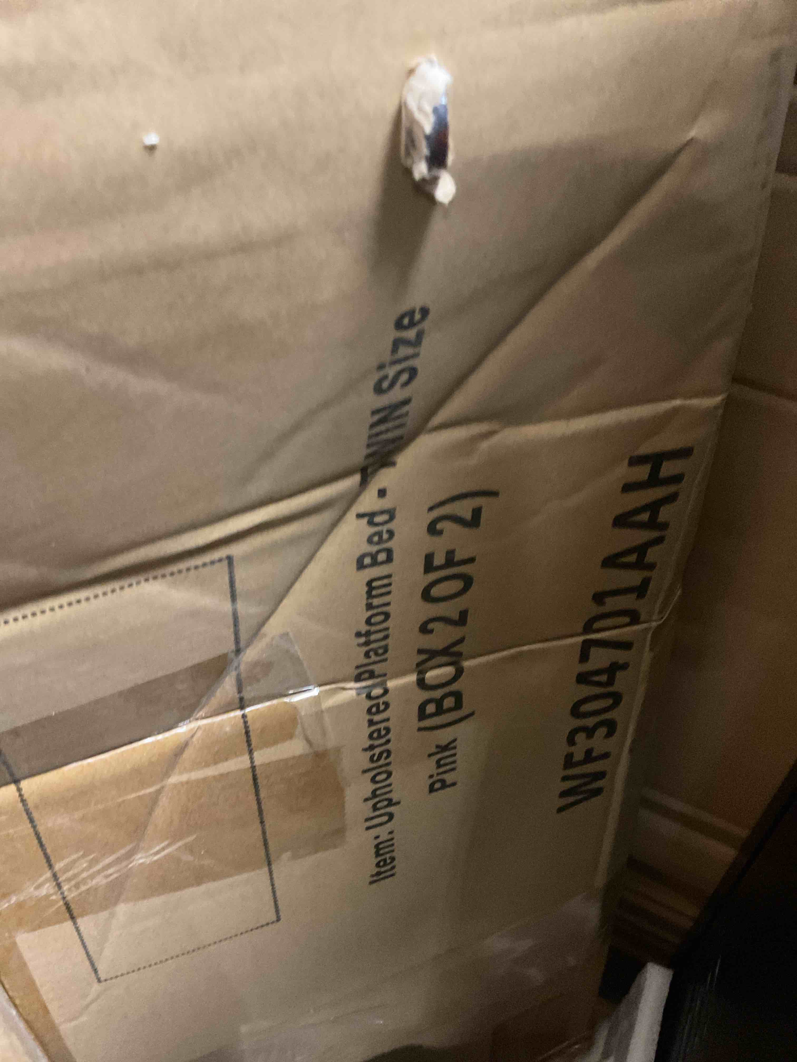 https://s3.amazonaws.com/lotting-images-prod/bidfta/GRA1445729_1759156414902.jpeg