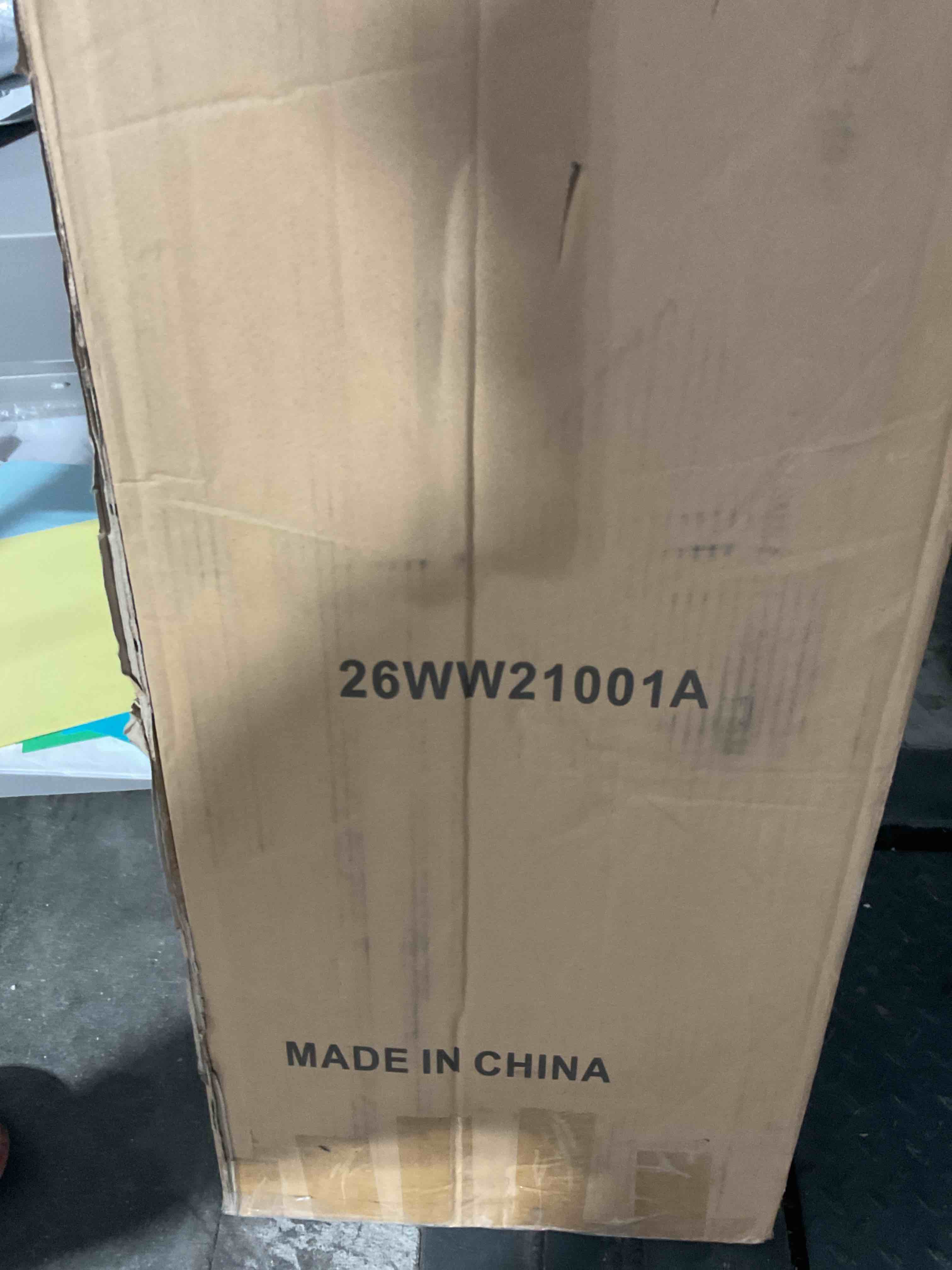 https://s3.amazonaws.com/lotting-images-prod/bidfta/GRA1446000_1759766077071.jpeg