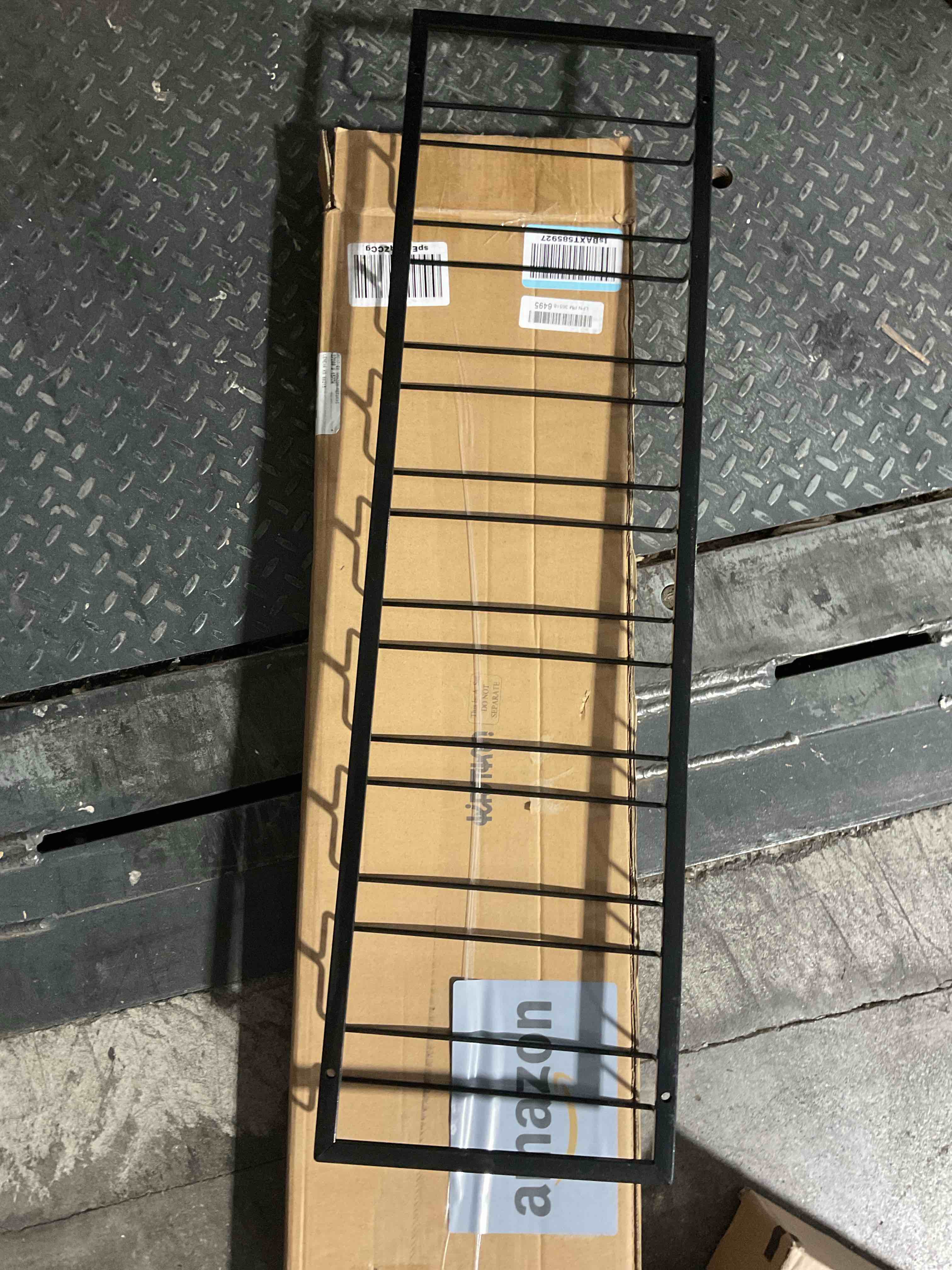 https://s3.amazonaws.com/lotting-images-prod/bidfta/GRA1446005_1759766725374.jpeg