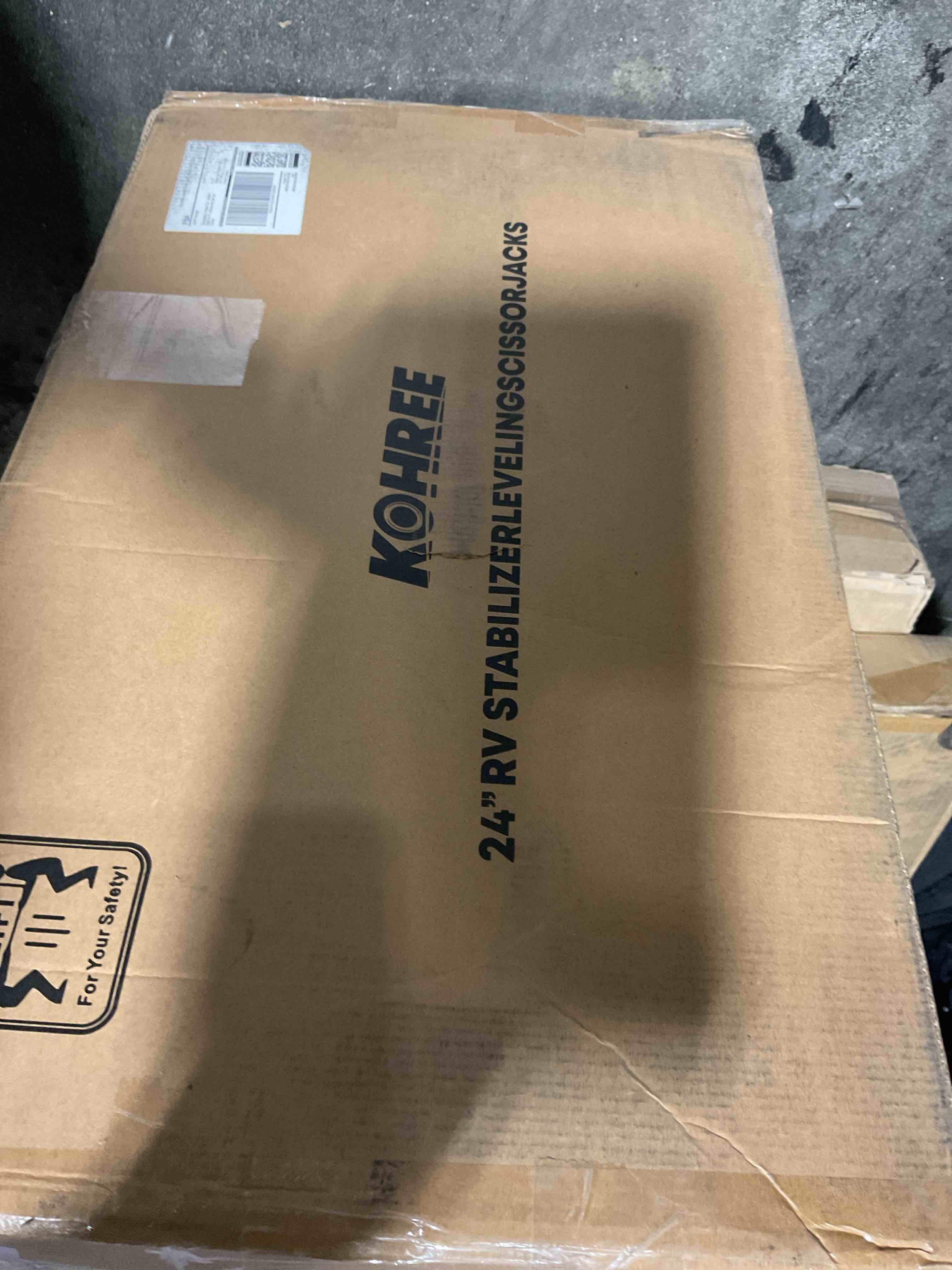 https://s3.amazonaws.com/lotting-images-prod/bidfta/GRA1446113_1759845149846.jpeg