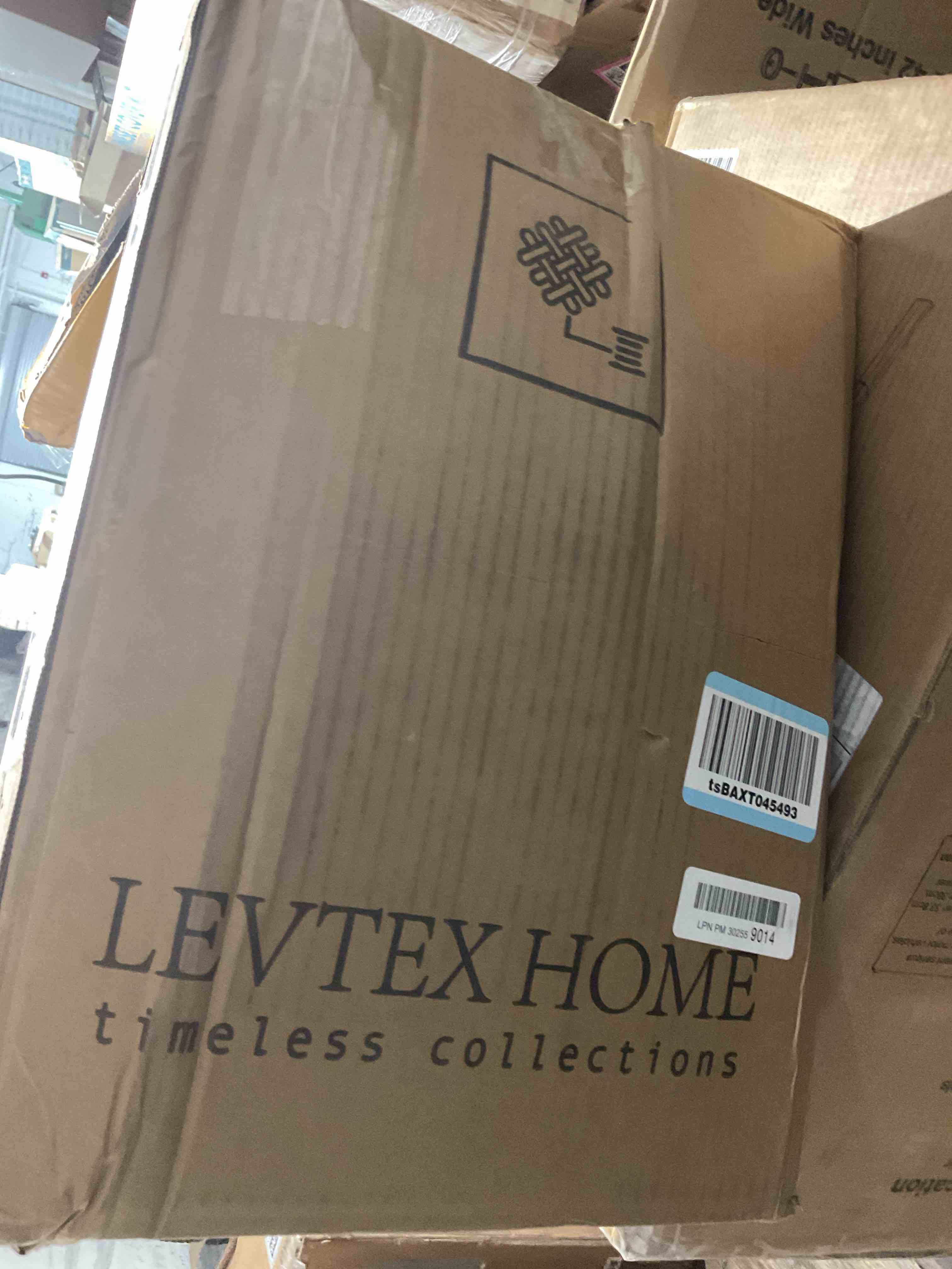 https://s3.amazonaws.com/lotting-images-prod/bidfta/GRA1446209_1759865068469.jpeg