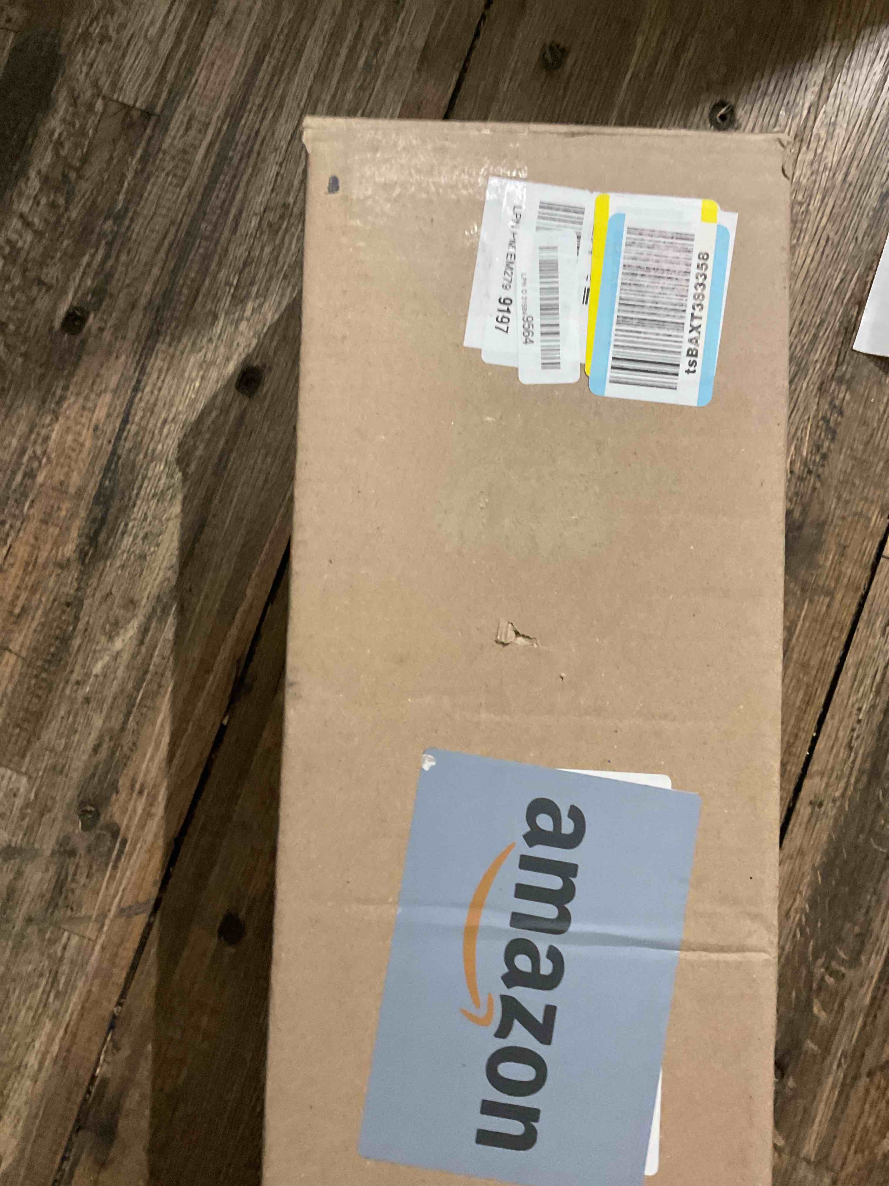 https://s3.amazonaws.com/lotting-images-prod/bidfta/GRA1446333_1759941447036.jpeg
