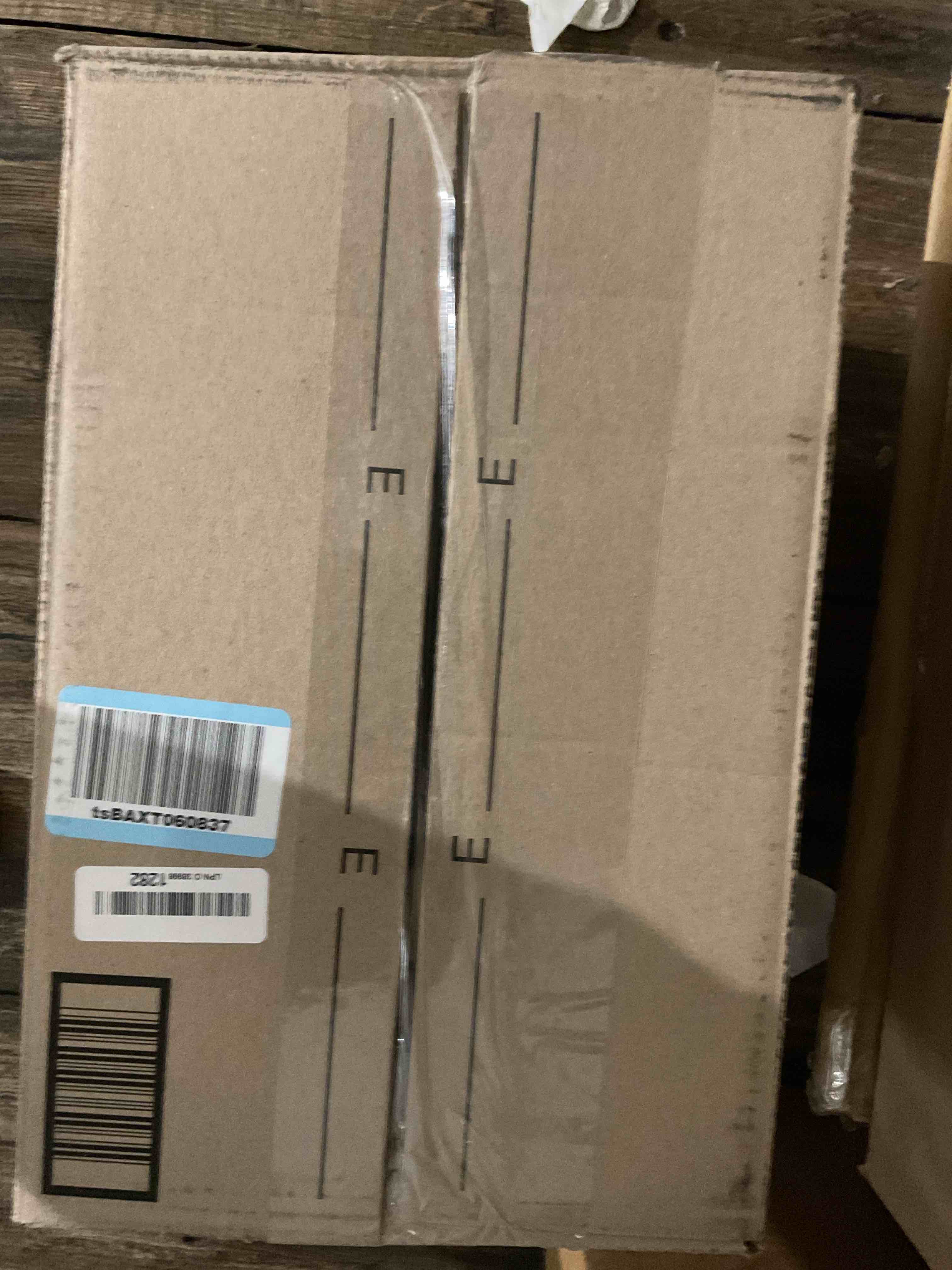 https://s3.amazonaws.com/lotting-images-prod/bidfta/GRA1446357_1759932683889.jpeg