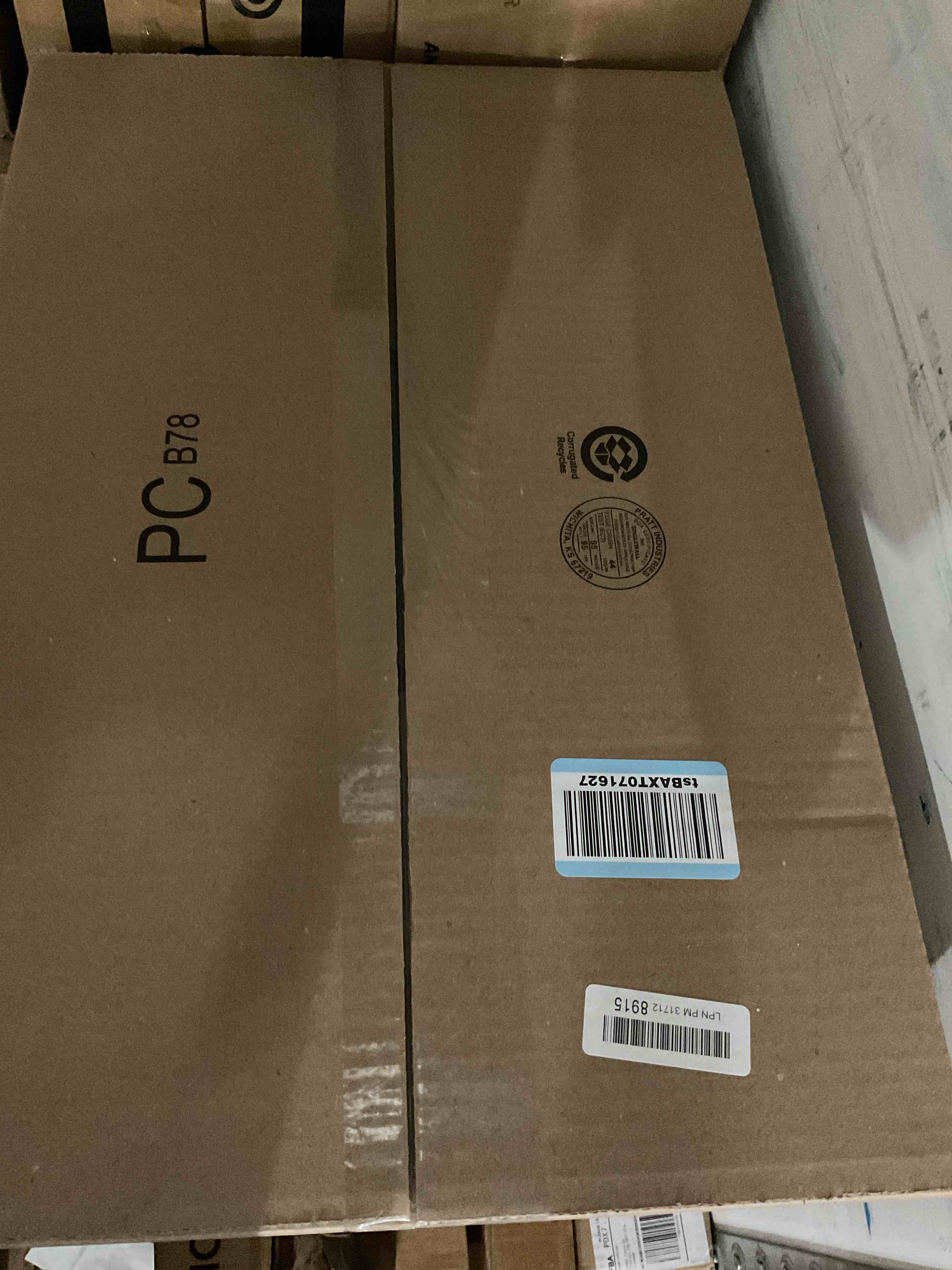 https://s3.amazonaws.com/lotting-images-prod/bidfta/GRA1446358_1759932738116.jpeg