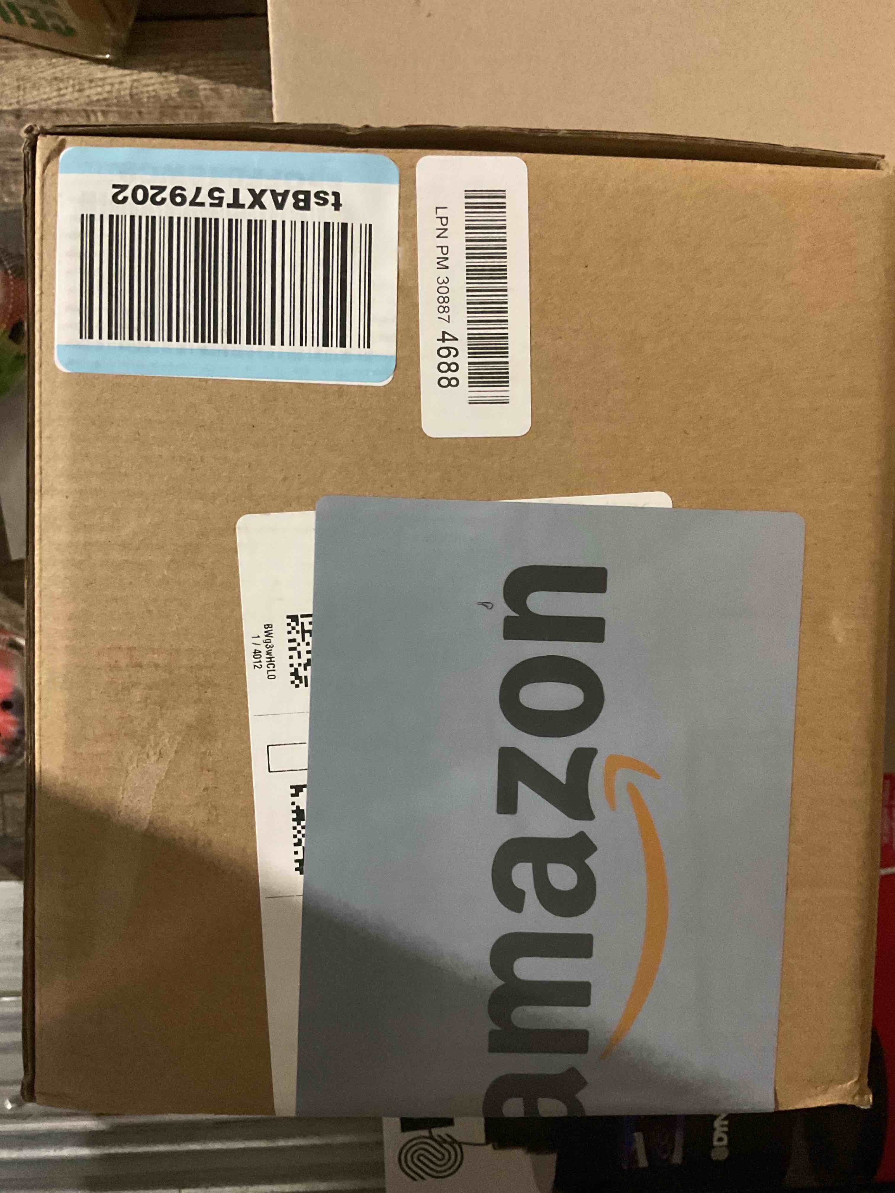 https://s3.amazonaws.com/lotting-images-prod/bidfta/GRA1446404_1759943018316.jpeg
