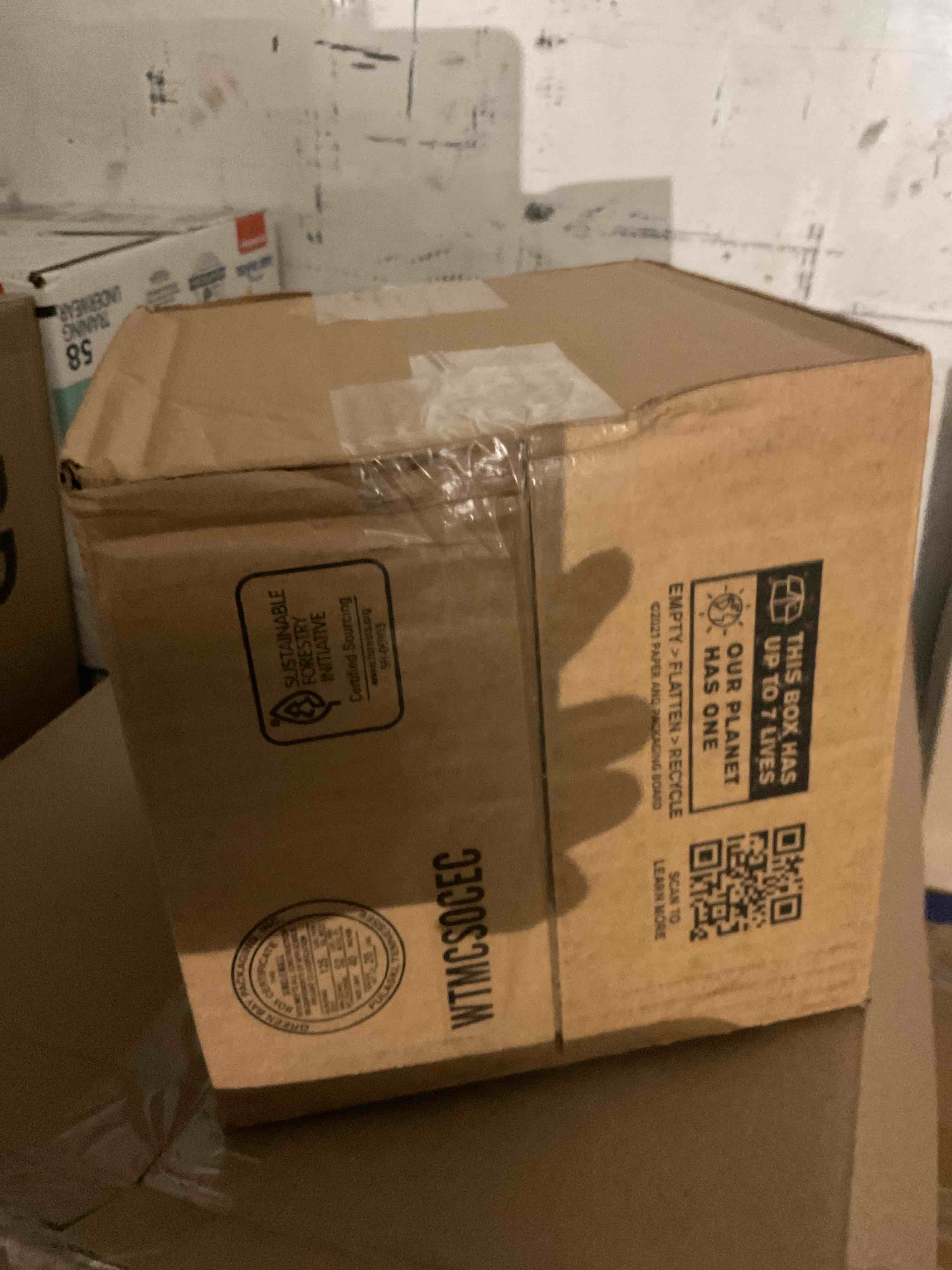https://s3.amazonaws.com/lotting-images-prod/bidfta/GRA1449269_1757713023543.jpeg