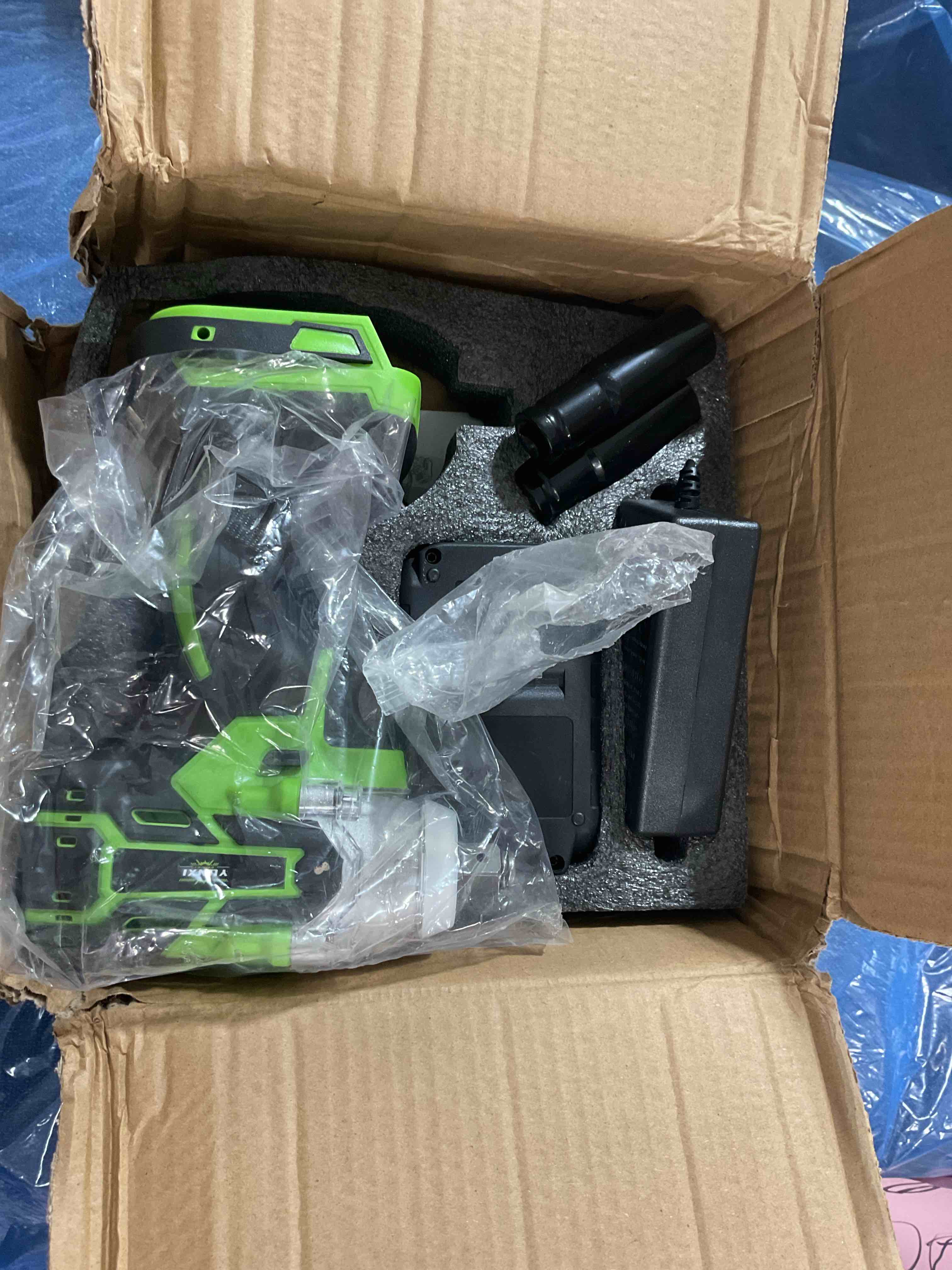 https://s3.amazonaws.com/lotting-images-prod/bidfta/GRA1449582_1760995326089.jpeg