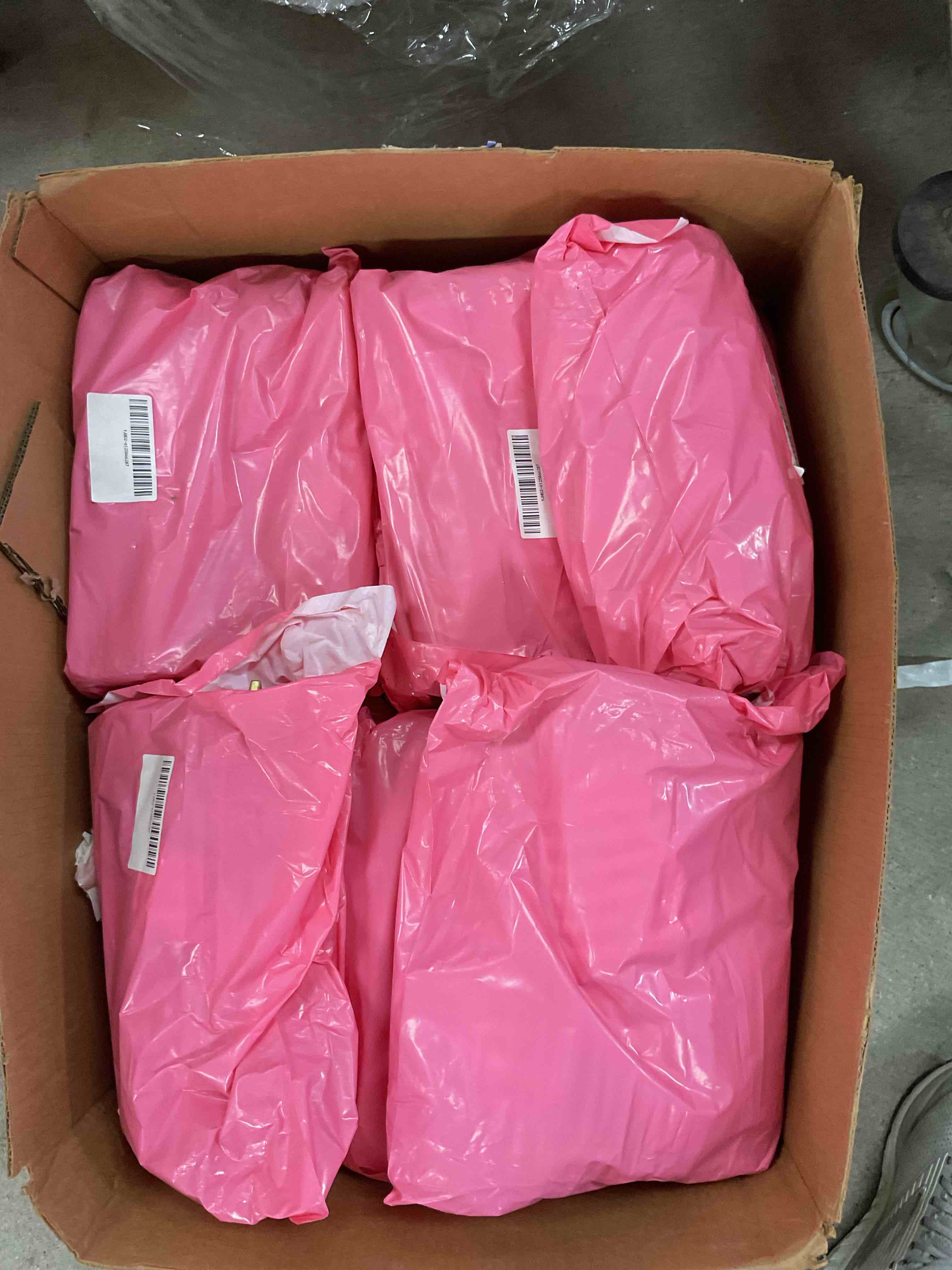 https://s3.amazonaws.com/lotting-images-prod/bidfta/GRA1449602_1761057805435.jpeg