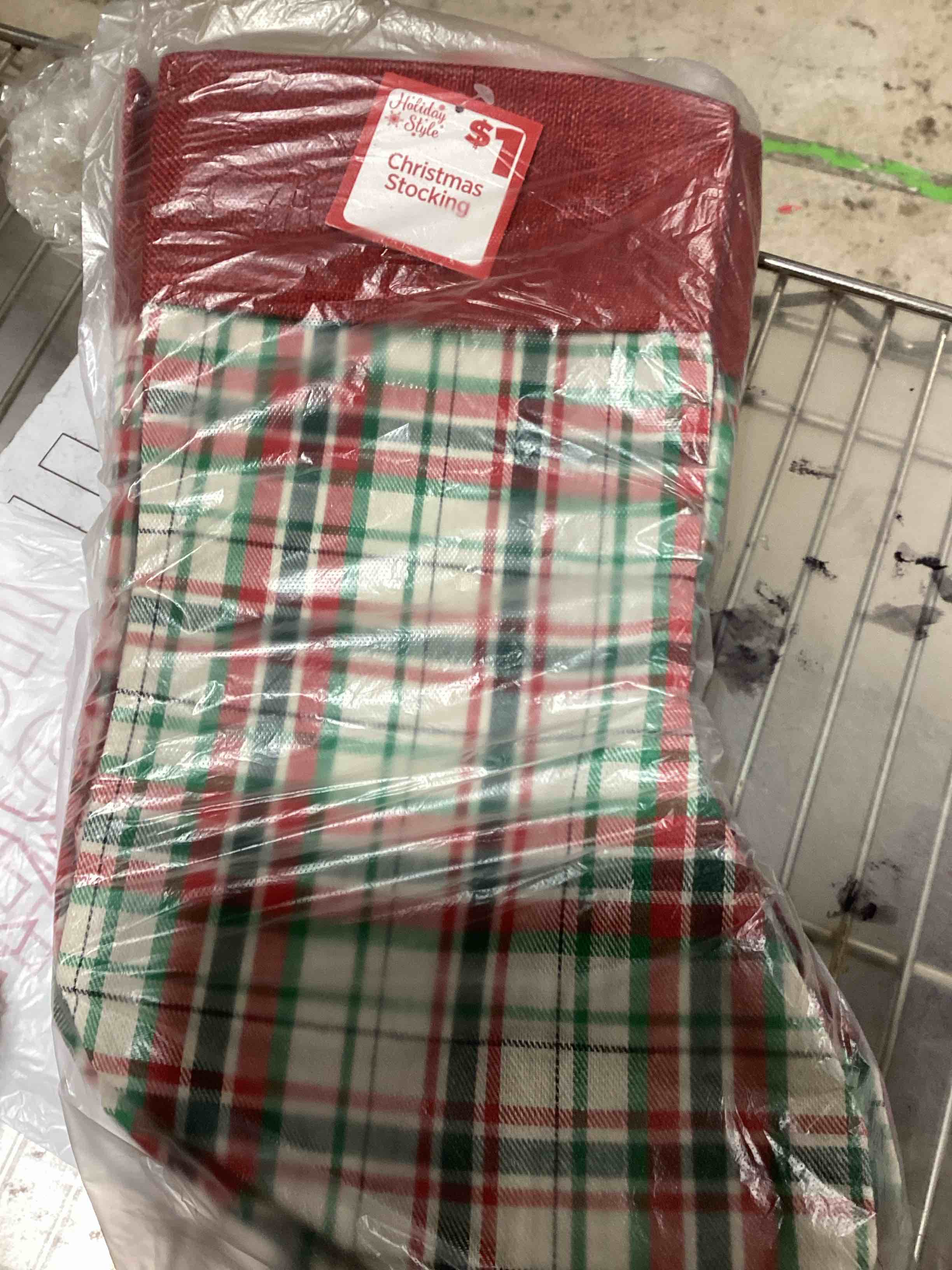 https://s3.amazonaws.com/lotting-images-prod/bidfta/GRA1451246_1752182115903.jpeg