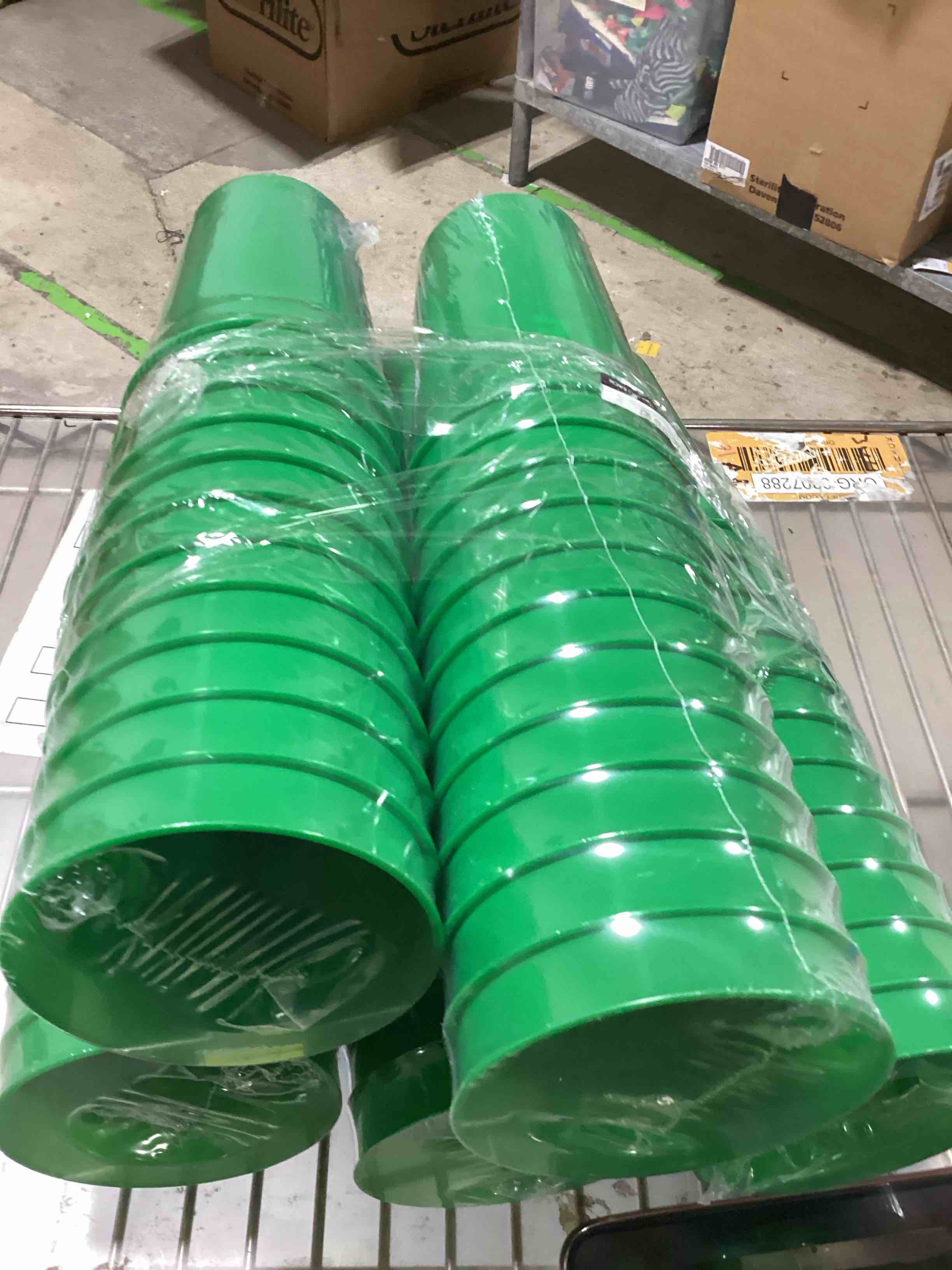 12 count plastic coups 