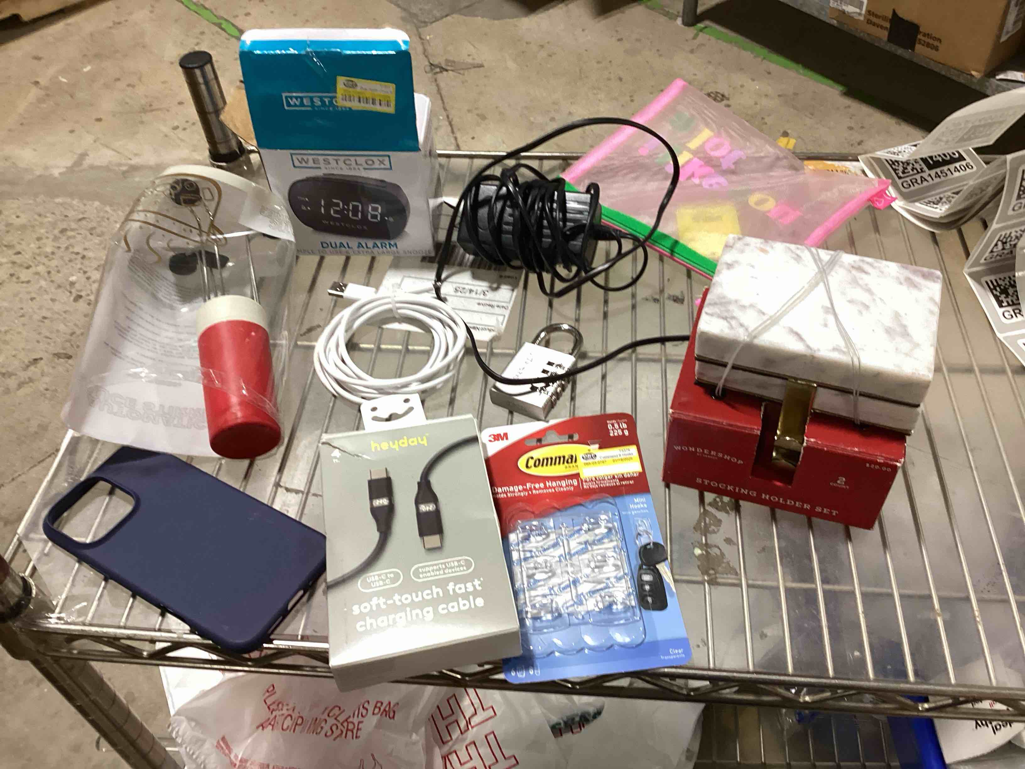 Assorted items 