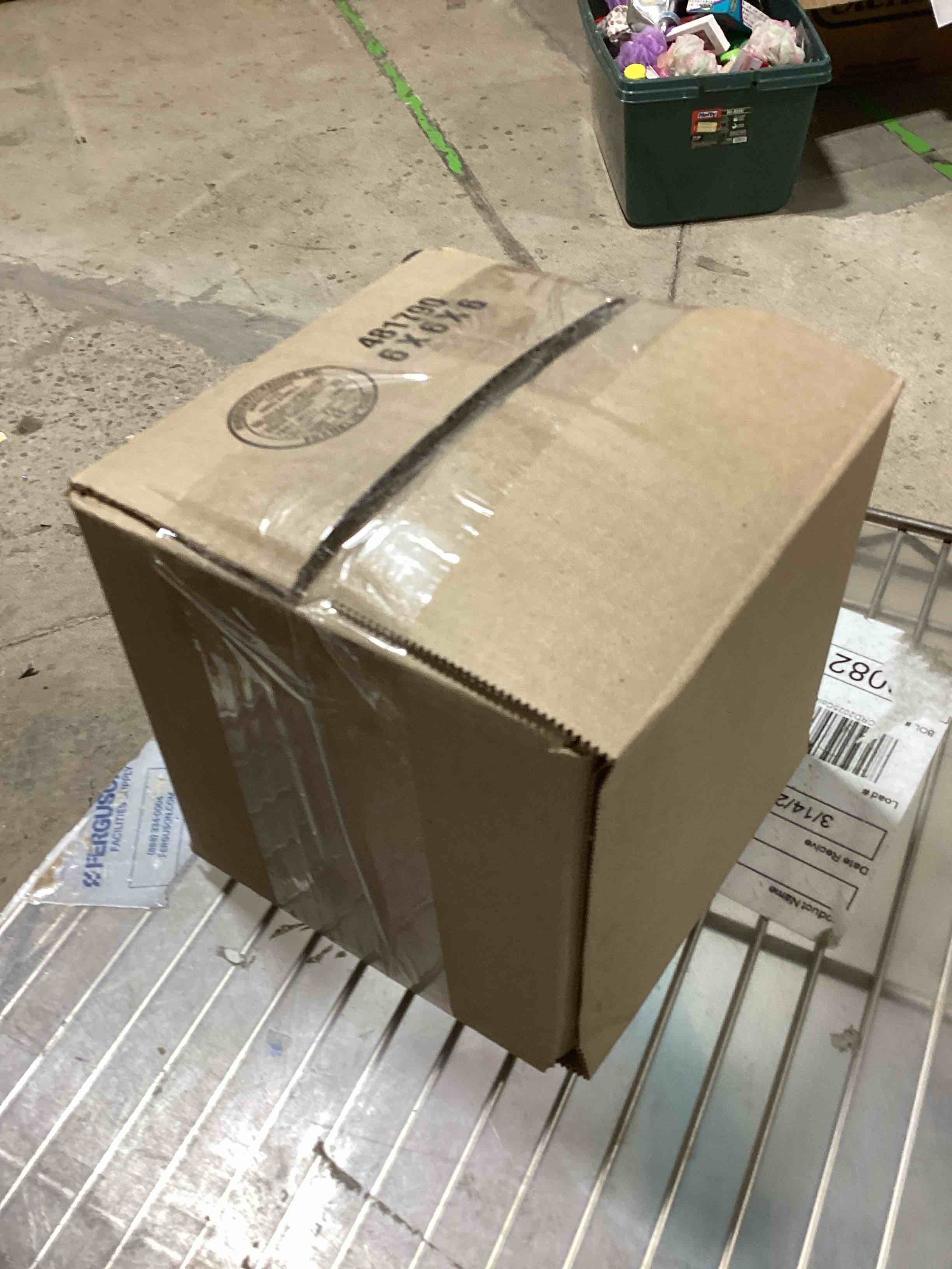https://s3.amazonaws.com/lotting-images-prod/bidfta/GRA1451673_1752526264705.jpeg