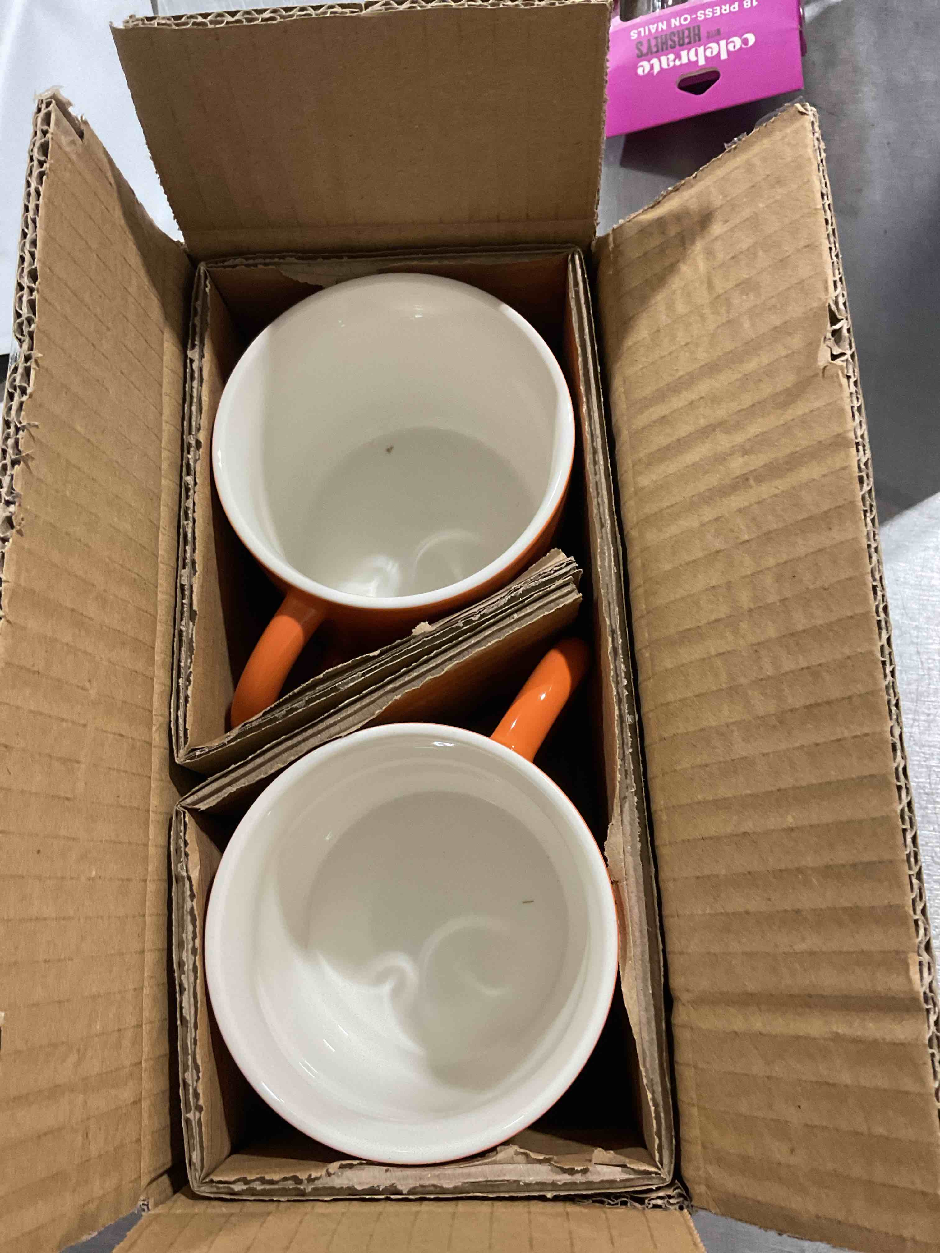 https://s3.amazonaws.com/lotting-images-prod/bidfta/GRA1451761_1752608020264.jpeg