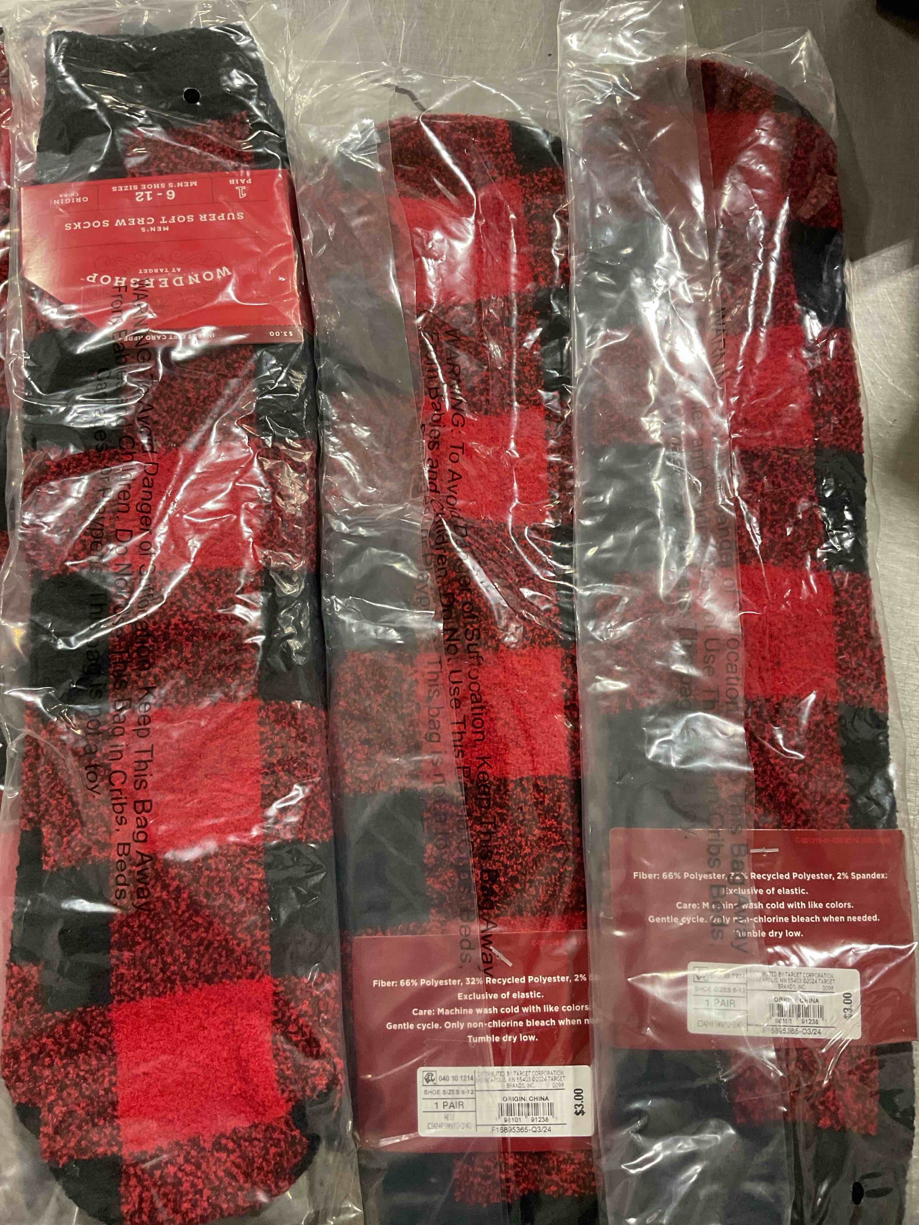 https://s3.amazonaws.com/lotting-images-prod/bidfta/GRA1451777_1752611179960.jpeg