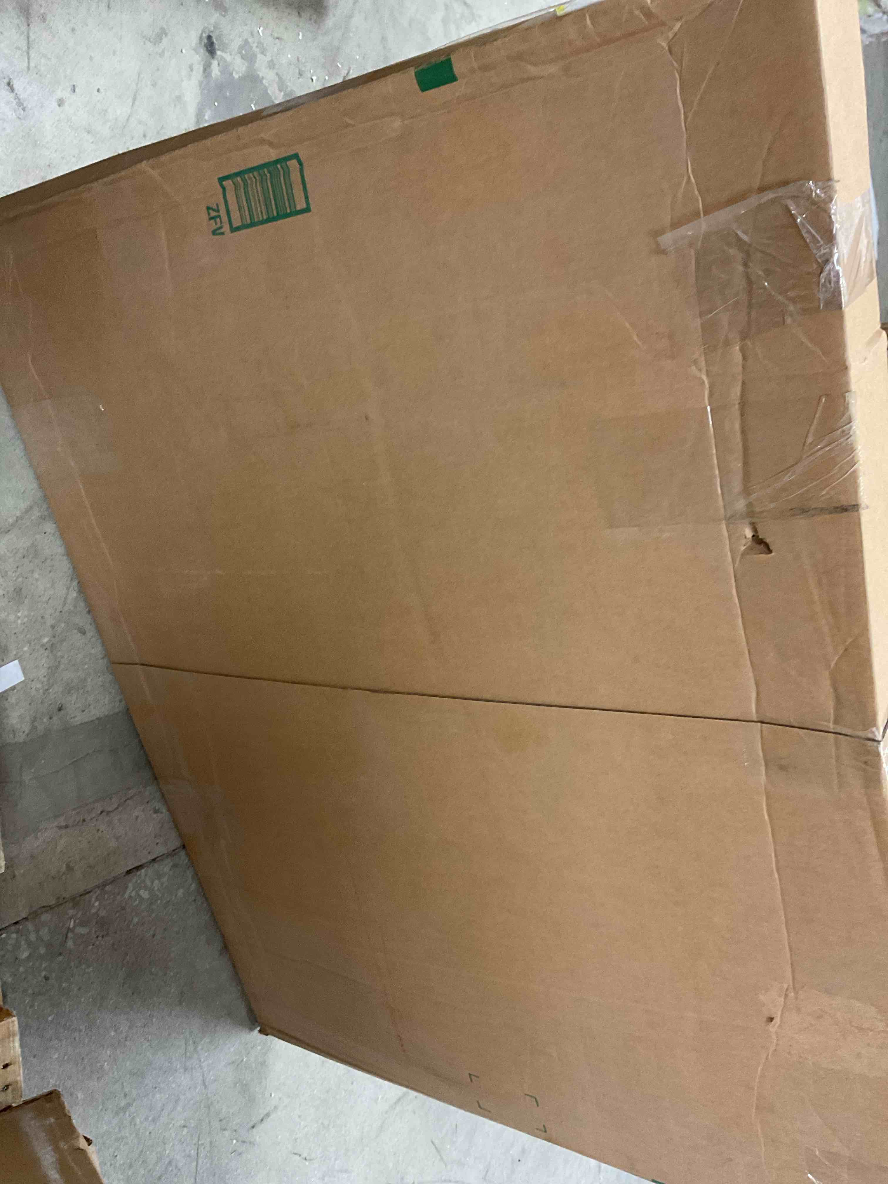 https://s3.amazonaws.com/lotting-images-prod/bidfta/GRA1451805_1752676946750.jpeg