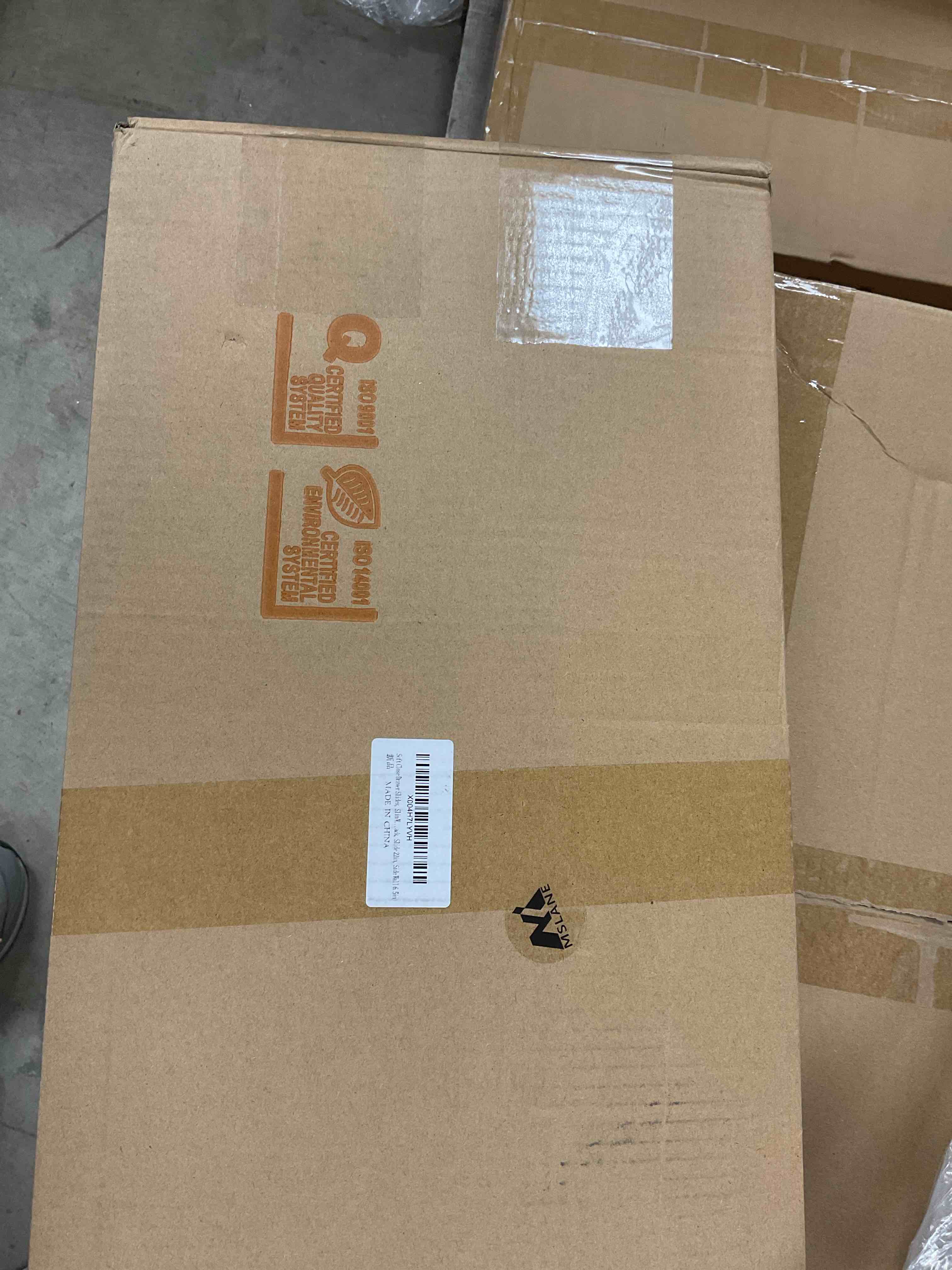 https://s3.amazonaws.com/lotting-images-prod/bidfta/GRA1451813_1752678264092.jpeg